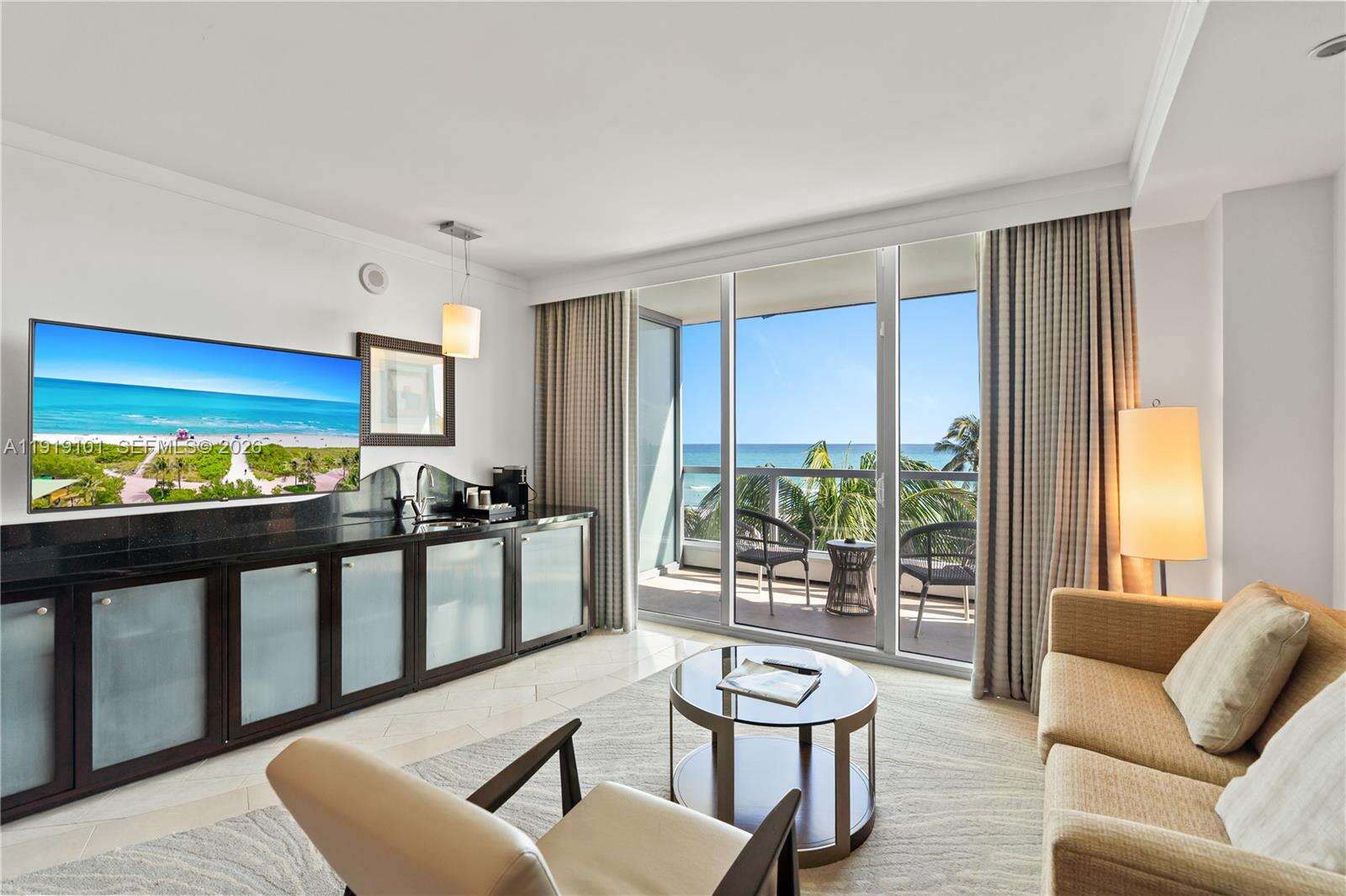 Fontainebleau 3 at 4391 Collins Ave, Miami Beach, FL 33140 - For Sale photo 11