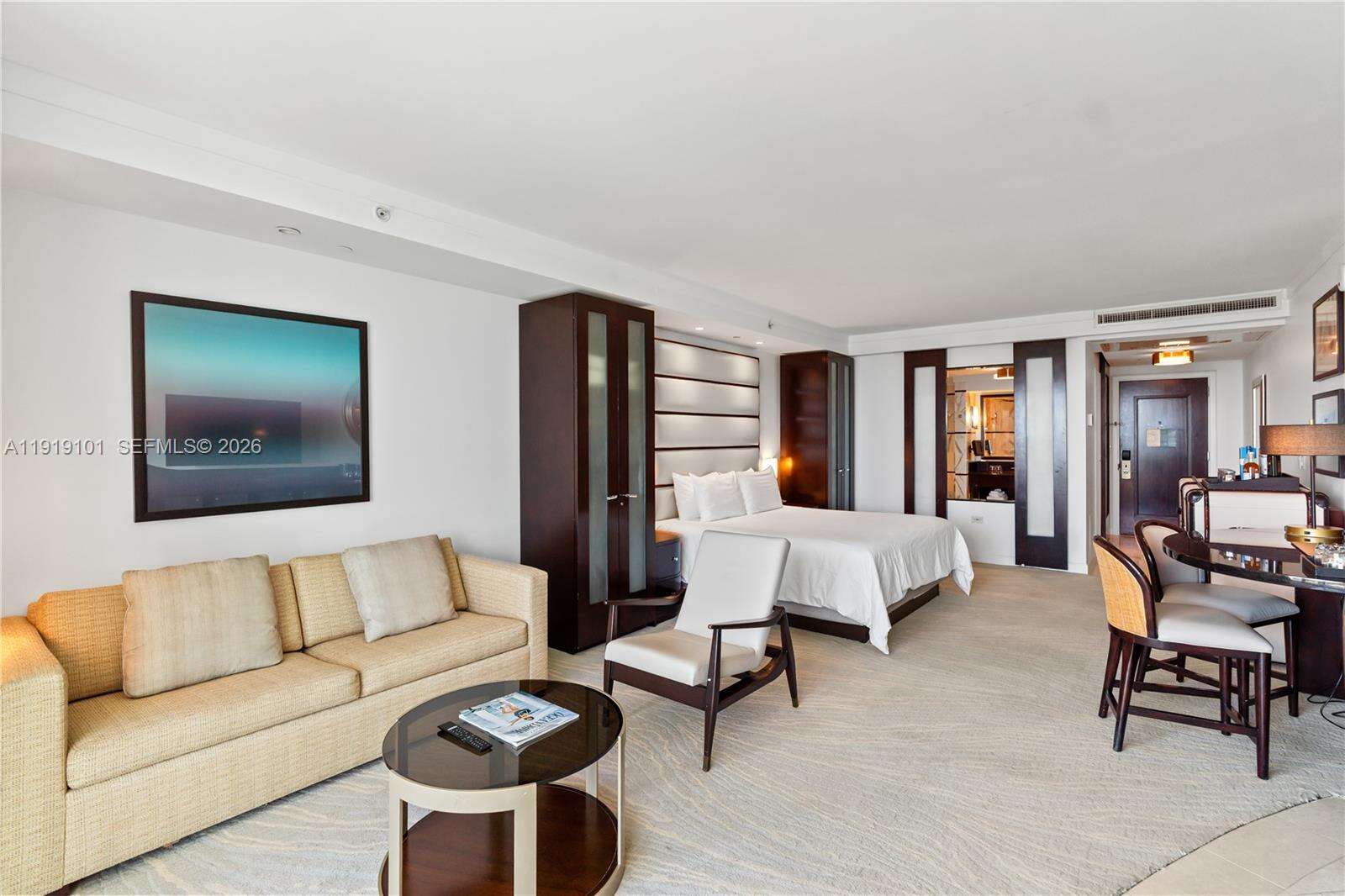 Fontainebleau 3 at 4391 Collins Ave, Miami Beach, FL 33140 - For Sale photo 13