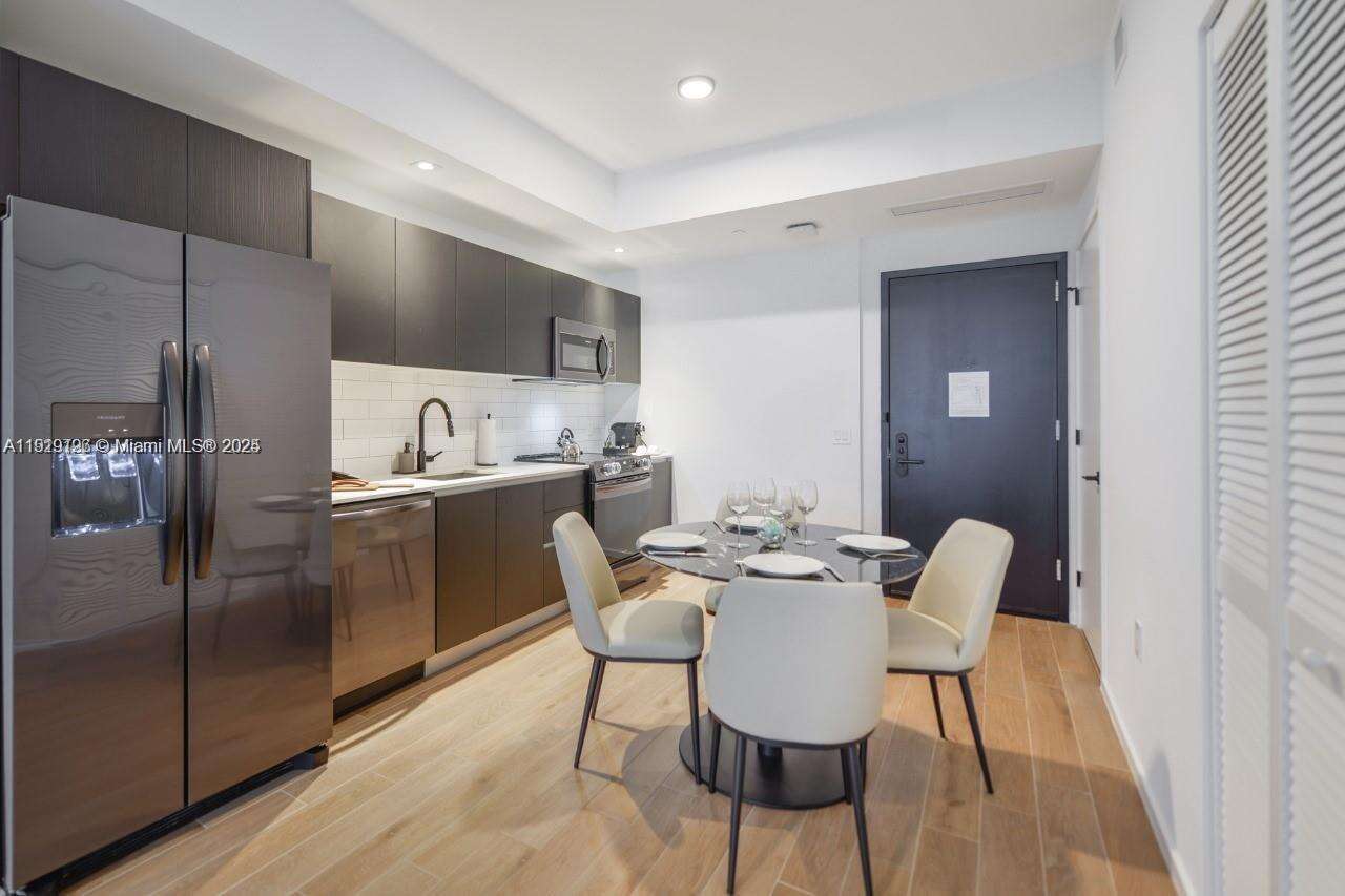 The Elser at 398 5 St, Miami, FL 33132 - For Sale photo 3