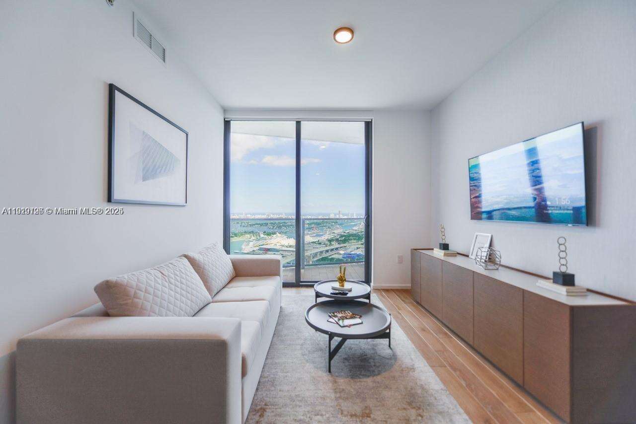The Elser at 398 5 St, Miami, FL 33132 - For Sale photo 7