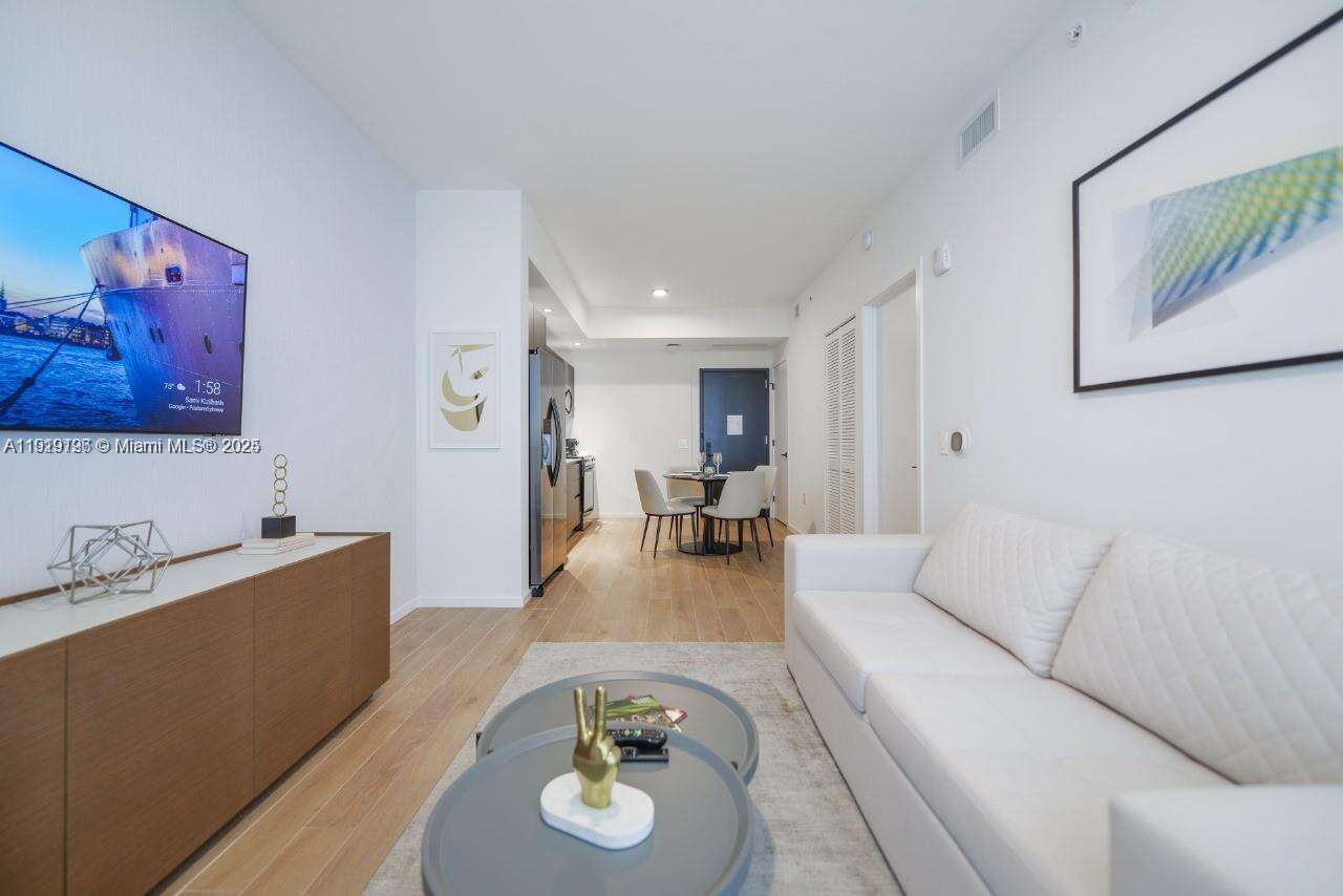 The Elser at 398 5 St, Miami, FL 33132 - For Sale photo 10