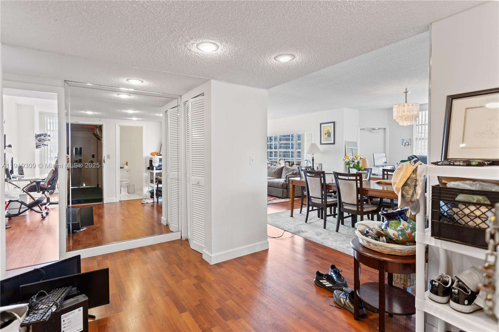 The Hemispheres at 1980 Ocean Dr, Hallandale Beach, FL 33009 - For Sale photo 18