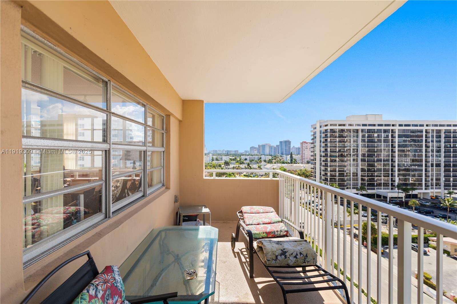 The Hemispheres at 1980 Ocean Dr, Hallandale Beach, FL 33009 - For Sale photo 36