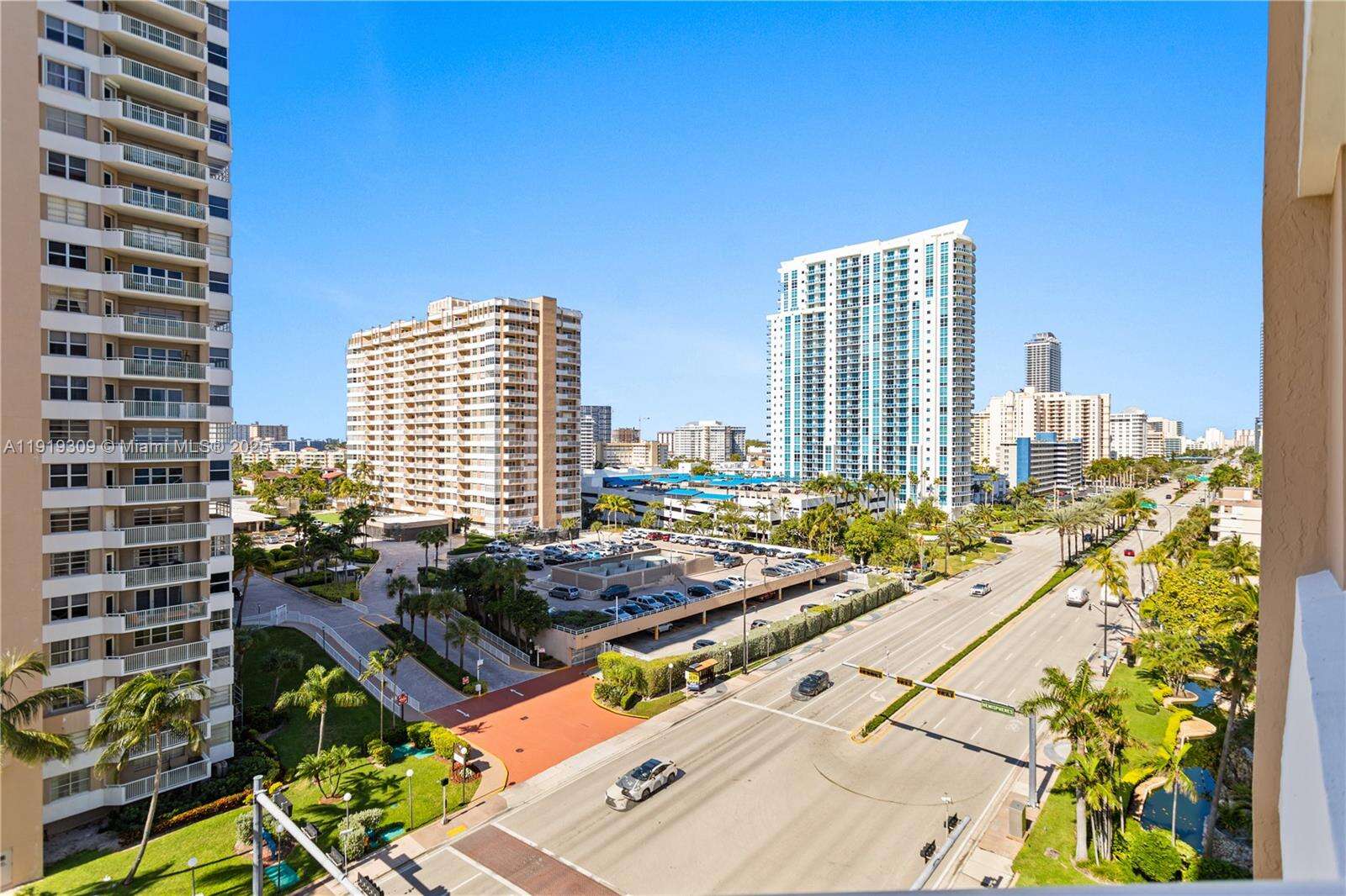 The Hemispheres at 1980 Ocean Dr, Hallandale Beach, FL 33009 - For Sale photo 37