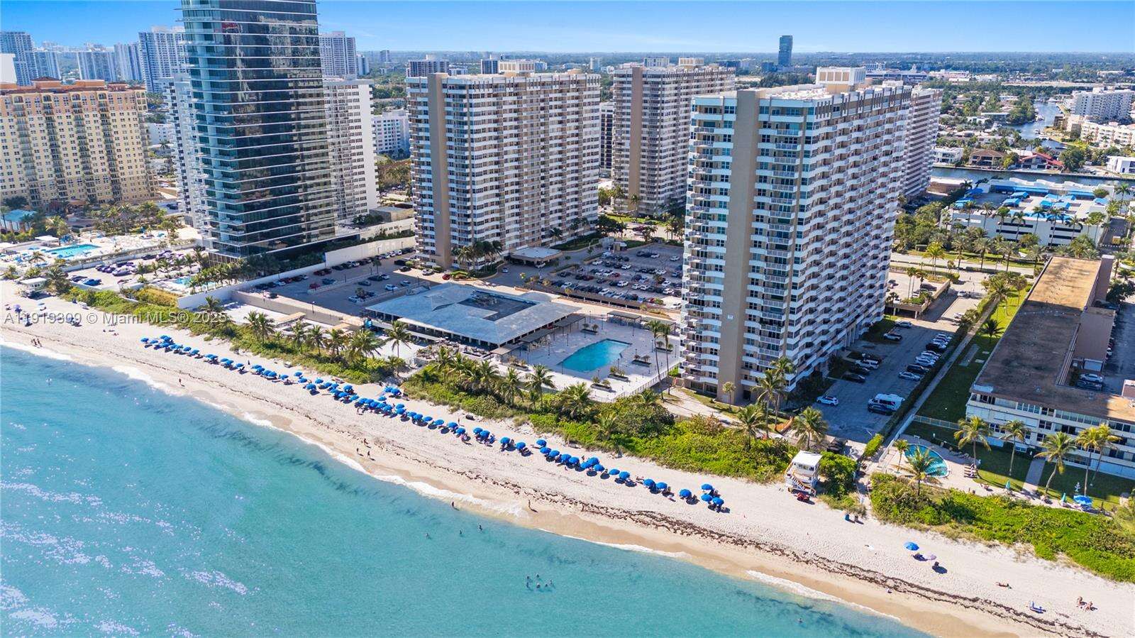 The Hemispheres at 1980 Ocean Dr, Hallandale Beach, FL 33009 - For Sale photo 5
