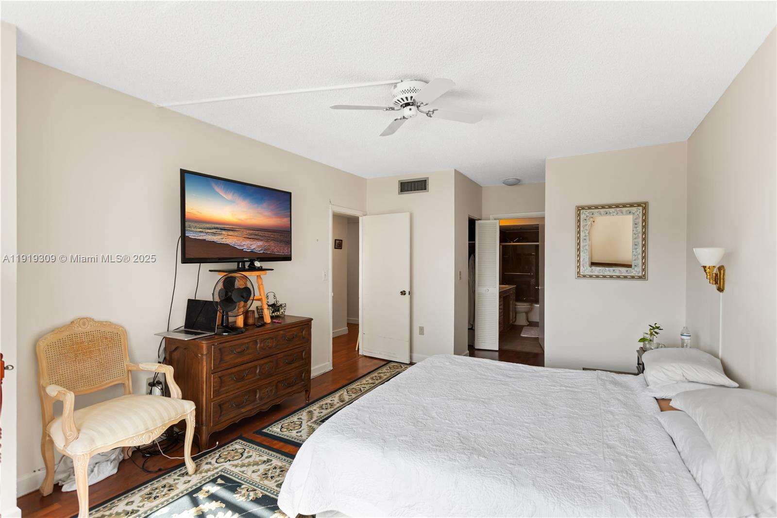 The Hemispheres at 1980 Ocean Dr, Hallandale Beach, FL 33009 - For Sale photo 53