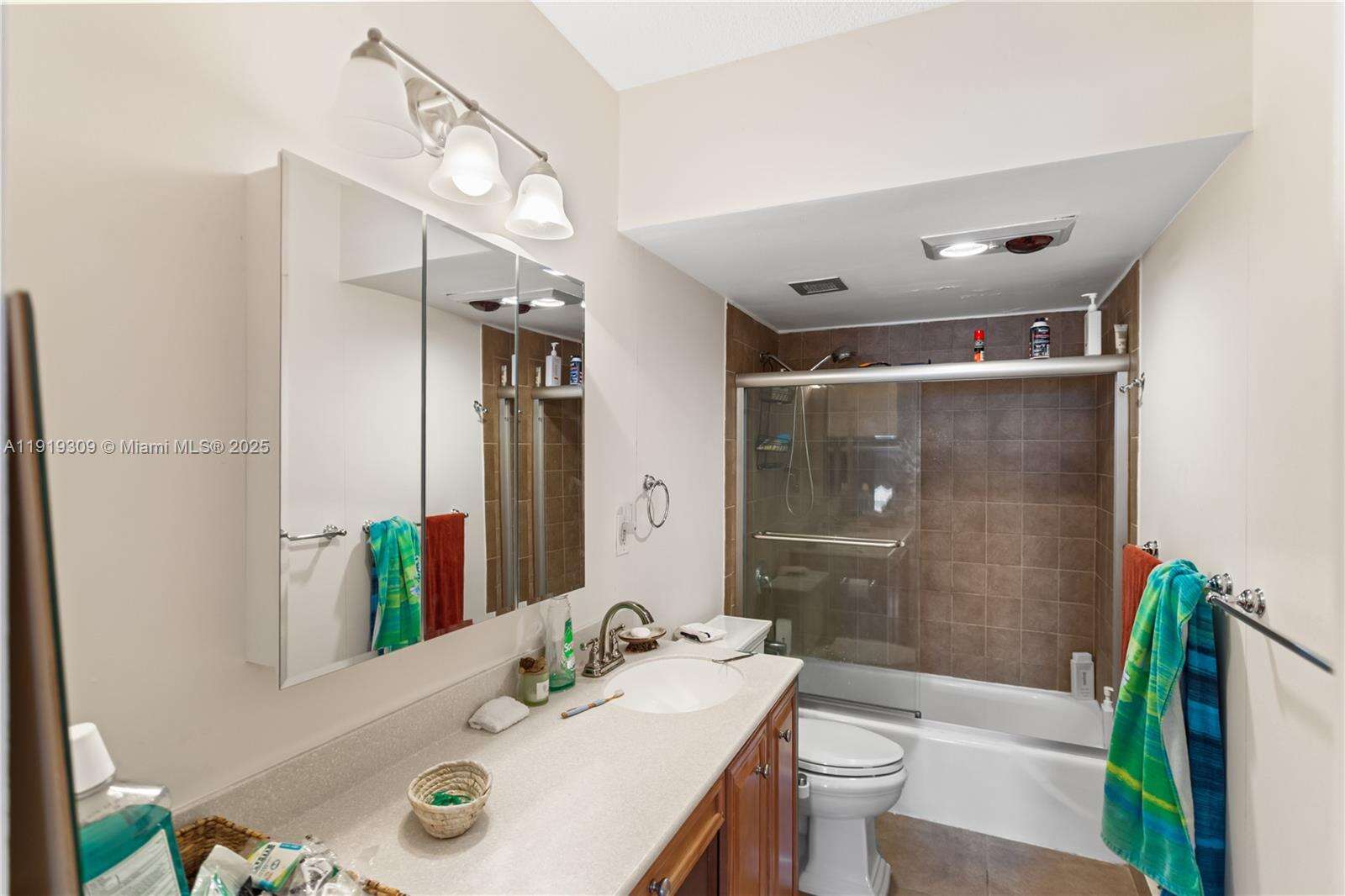 The Hemispheres at 1980 Ocean Dr, Hallandale Beach, FL 33009 - For Sale photo 54