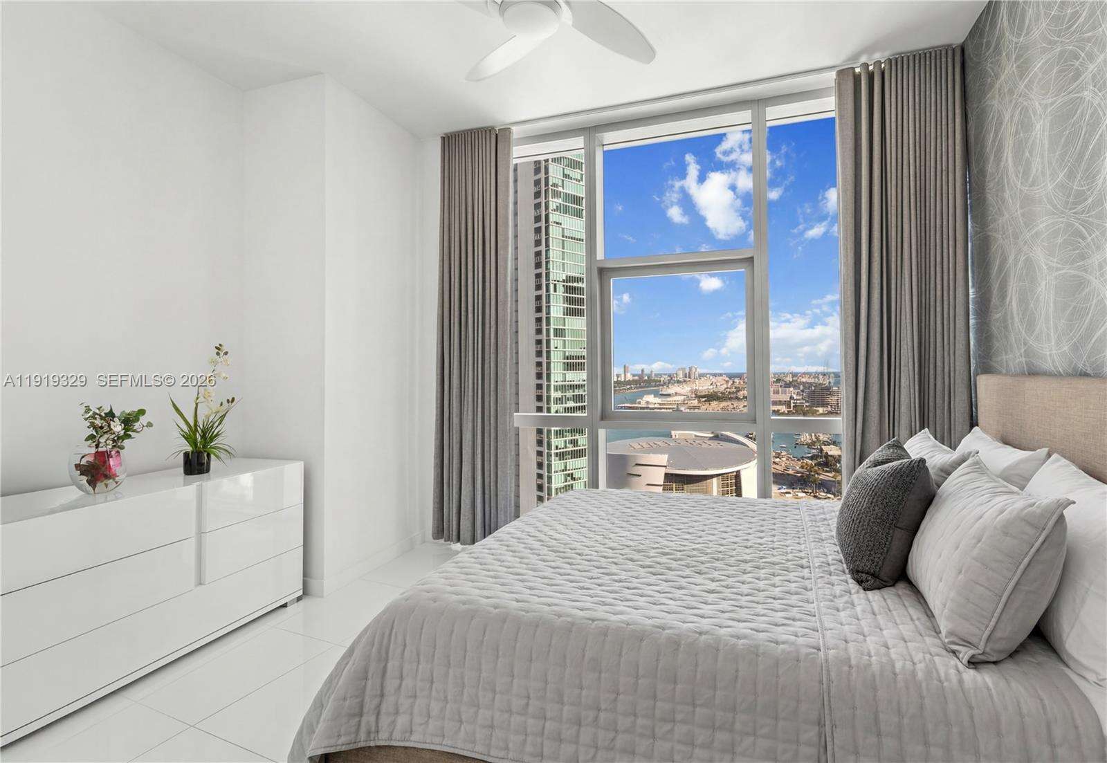 PARAMOUNT MIAMI WORLDCENTER - 851 1 Ave, Miami, FL 33132 | Picture 11