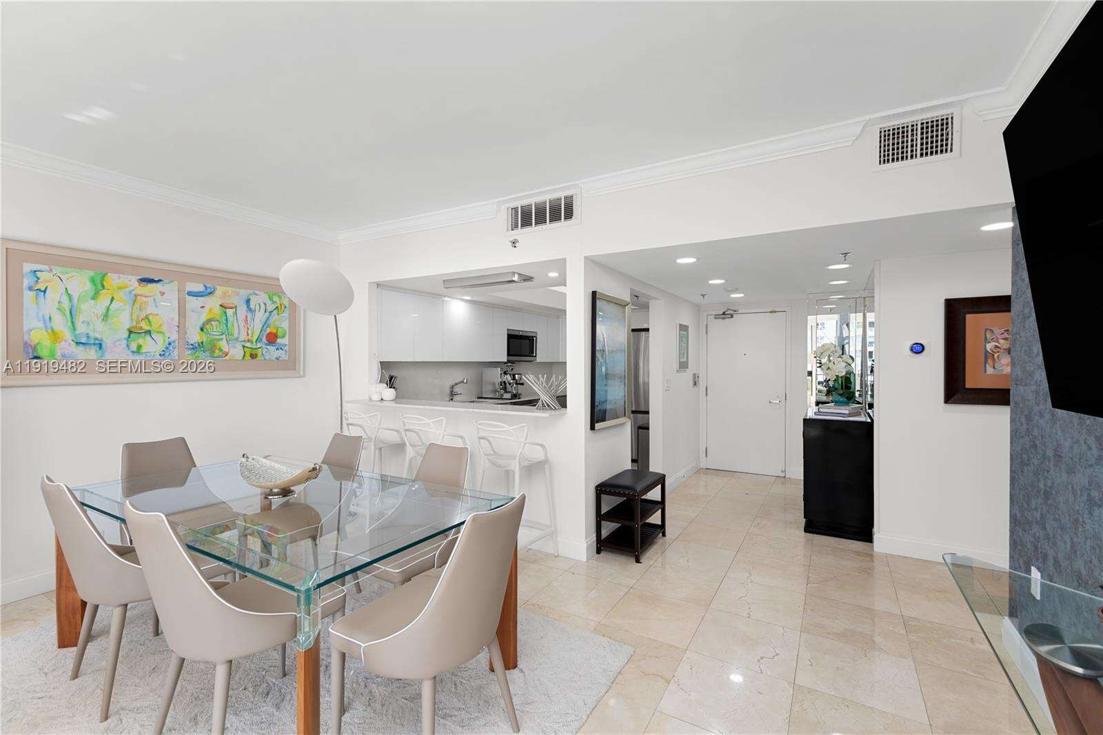 Brickell Key 1 at 520 Brickell Key Dr, Miami, FL 33131 - For Sale photo 12