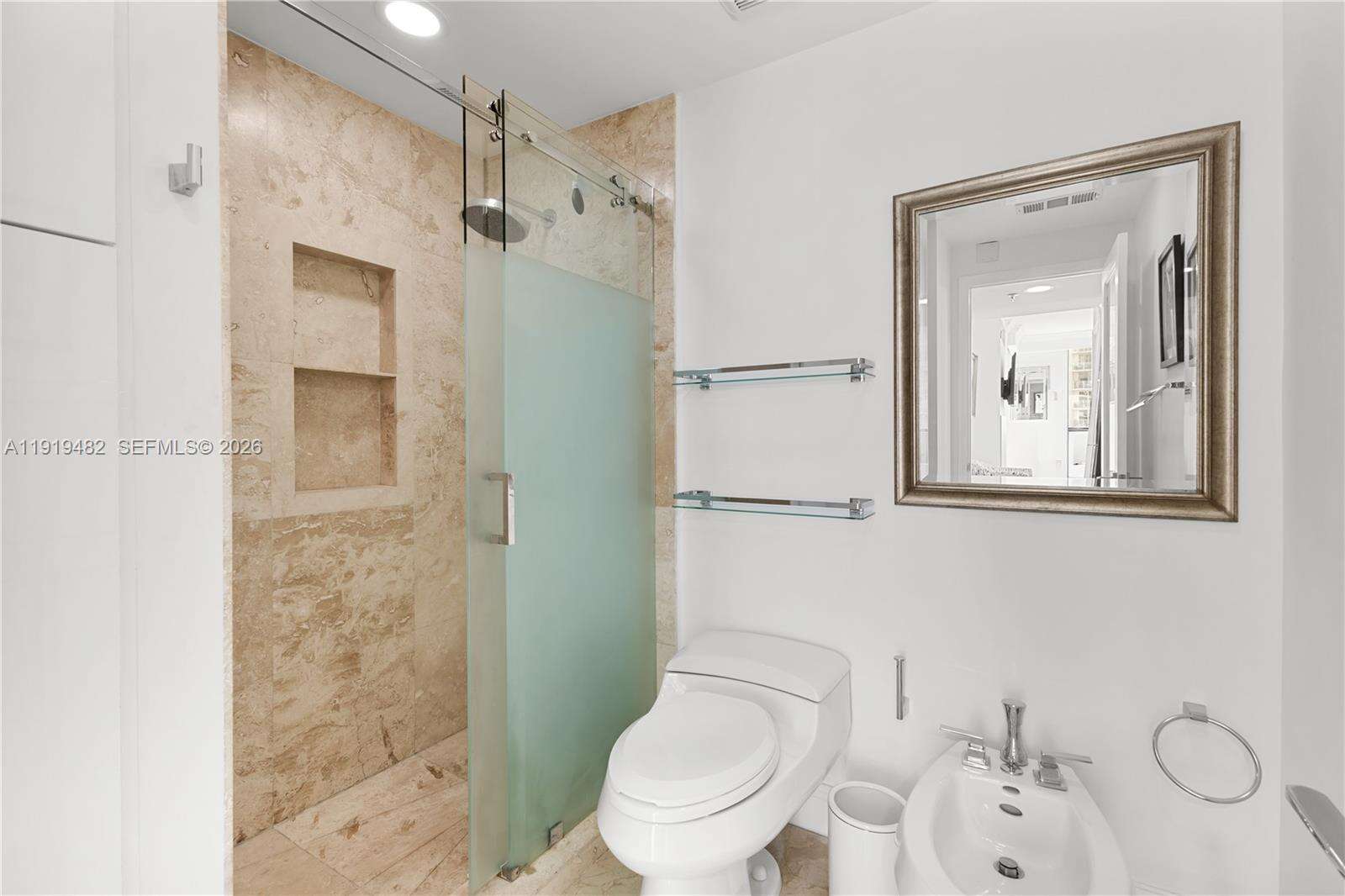 Brickell Key 1 at 520 Brickell Key Dr, Miami, FL 33131 - For Sale photo 22