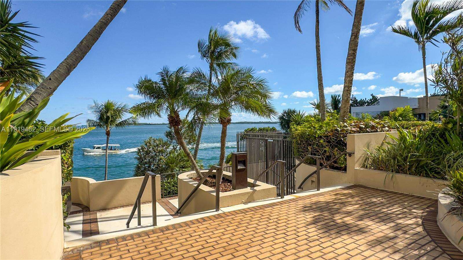 Brickell Key 1 at 520 Brickell Key Dr, Miami, FL 33131 - For Sale photo 27