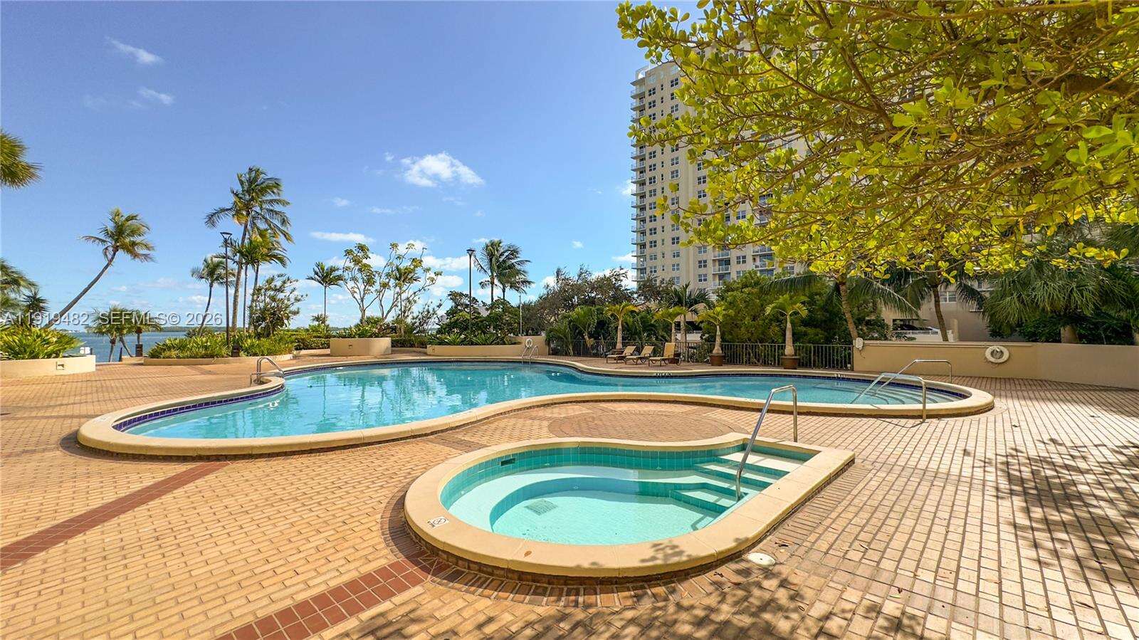 Brickell Key 1 at 520 Brickell Key Dr, Miami, FL 33131 - For Sale photo 28