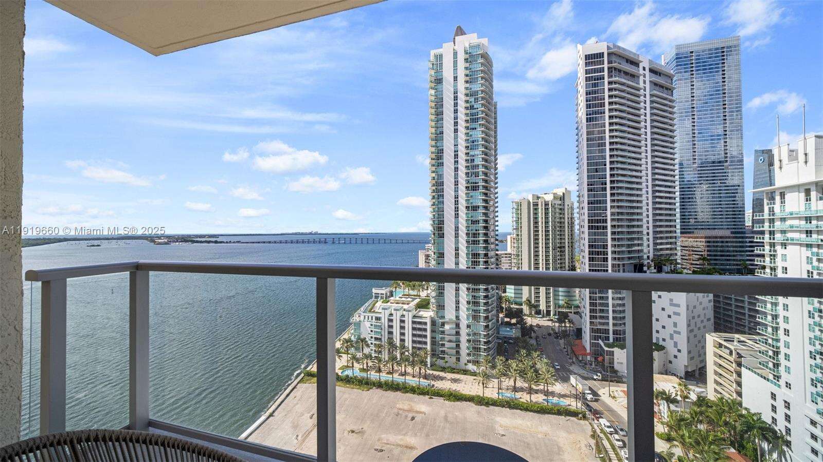 The Mark On Brickell at 1155 Brickell Bay Dr, Miami, FL 33131 - For Sale photo 19