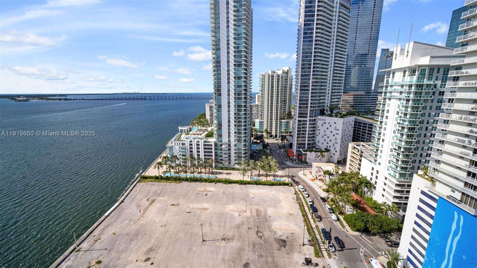 The Mark On Brickell at 1155 Brickell Bay Dr, Miami, FL 33131 - For Sale photo 7