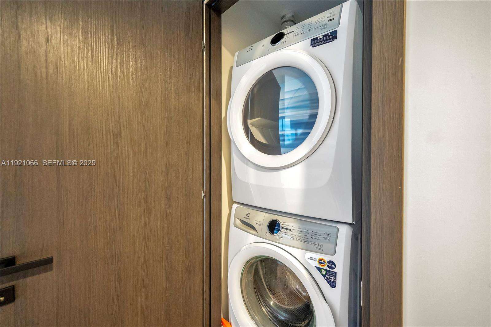 398 NE 5TH STREET - 398 5 St, Miami, FL 33132 | Picture 19