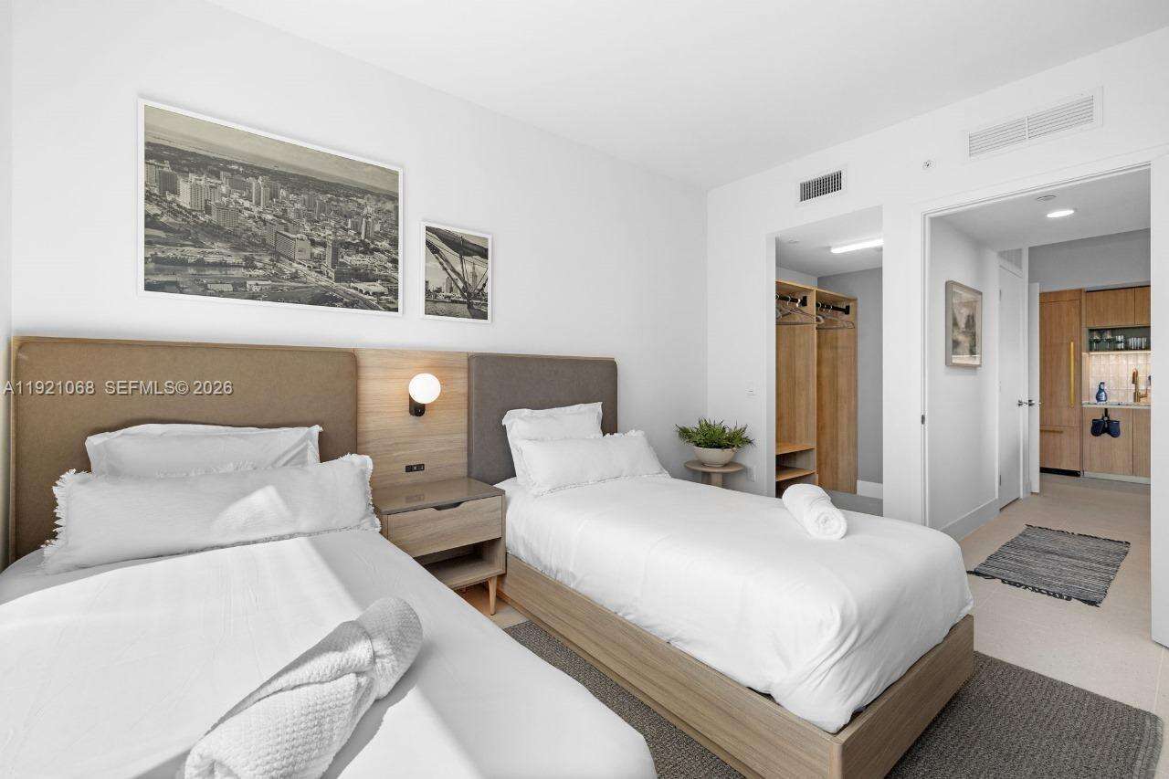 159 NE 6TH STREET - , Miami, FL 33132 | Picture 21