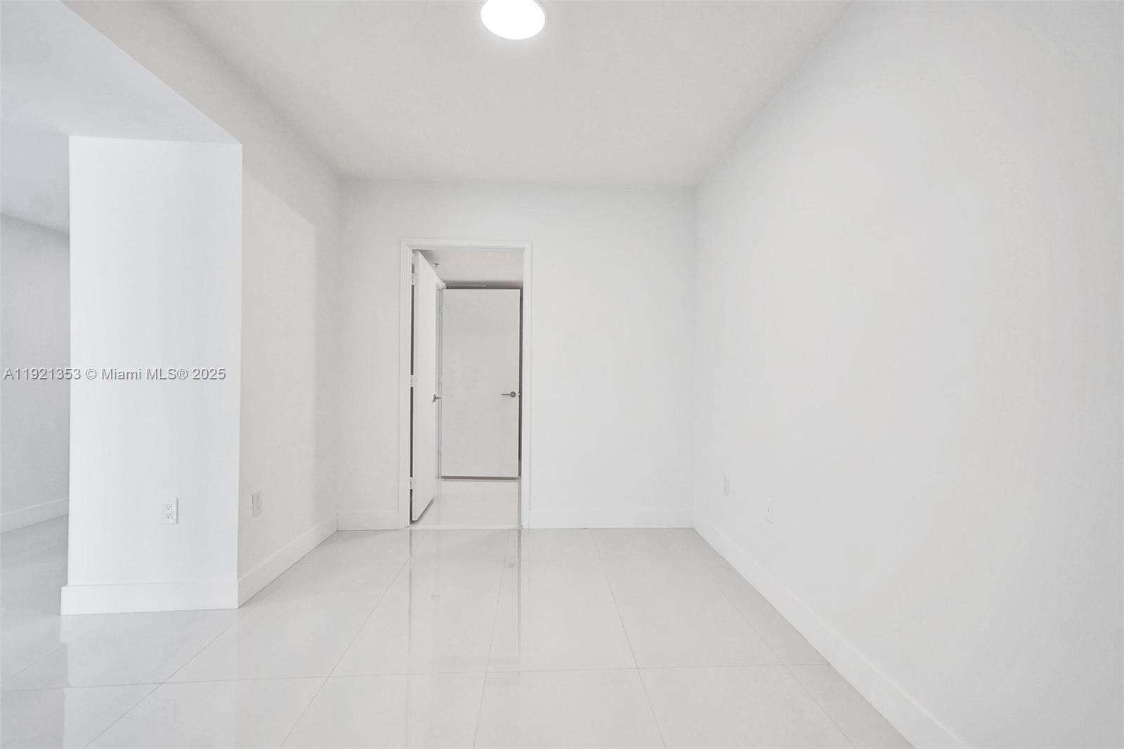 PARQUE TOWERS - 330 Sunny Isles Blvd, Sunny Isles Beach, FL 33160 | Picture 26