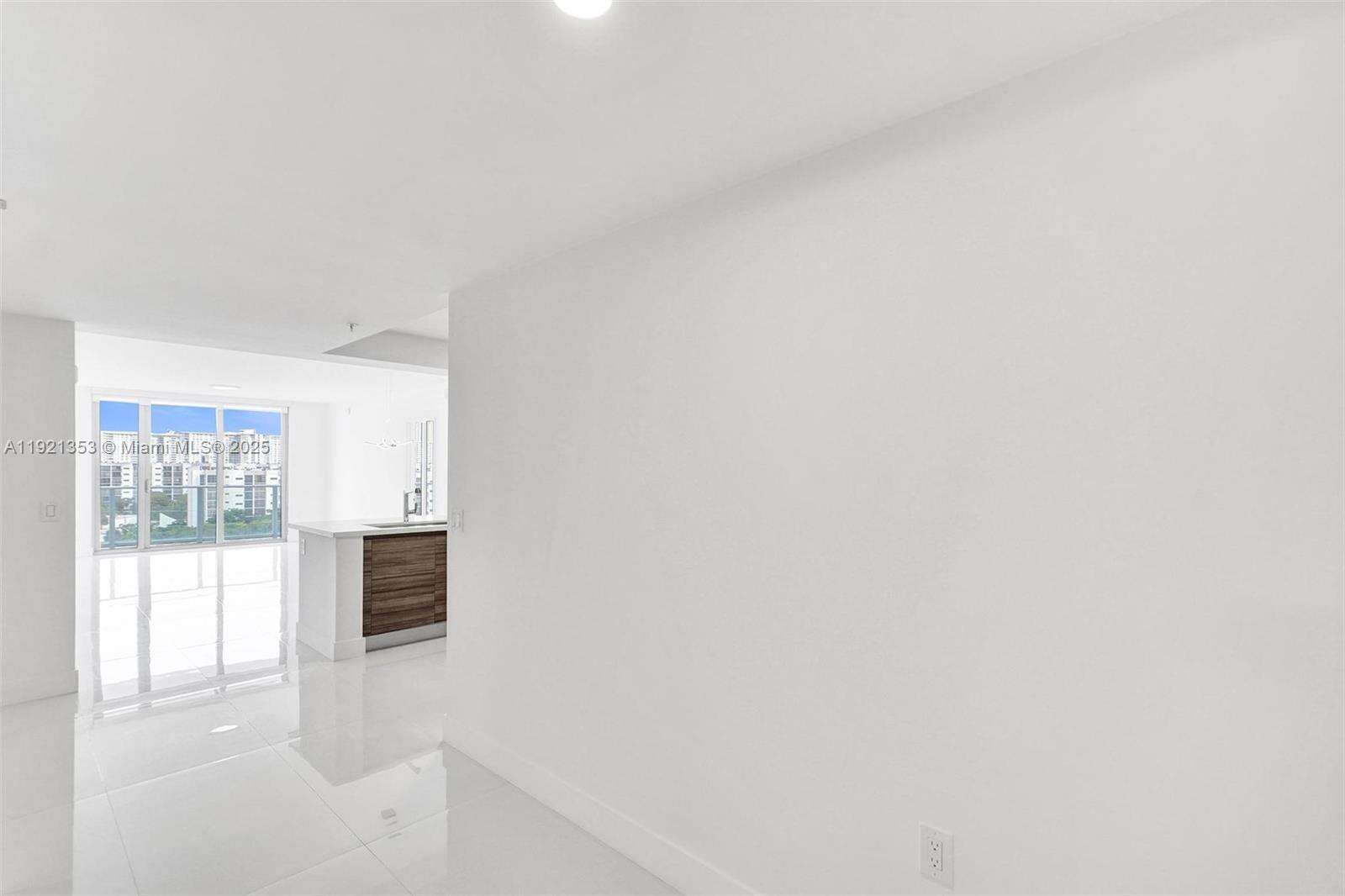 PARQUE TOWERS - 330 Sunny Isles Blvd, Sunny Isles Beach, FL 33160 | Picture 6