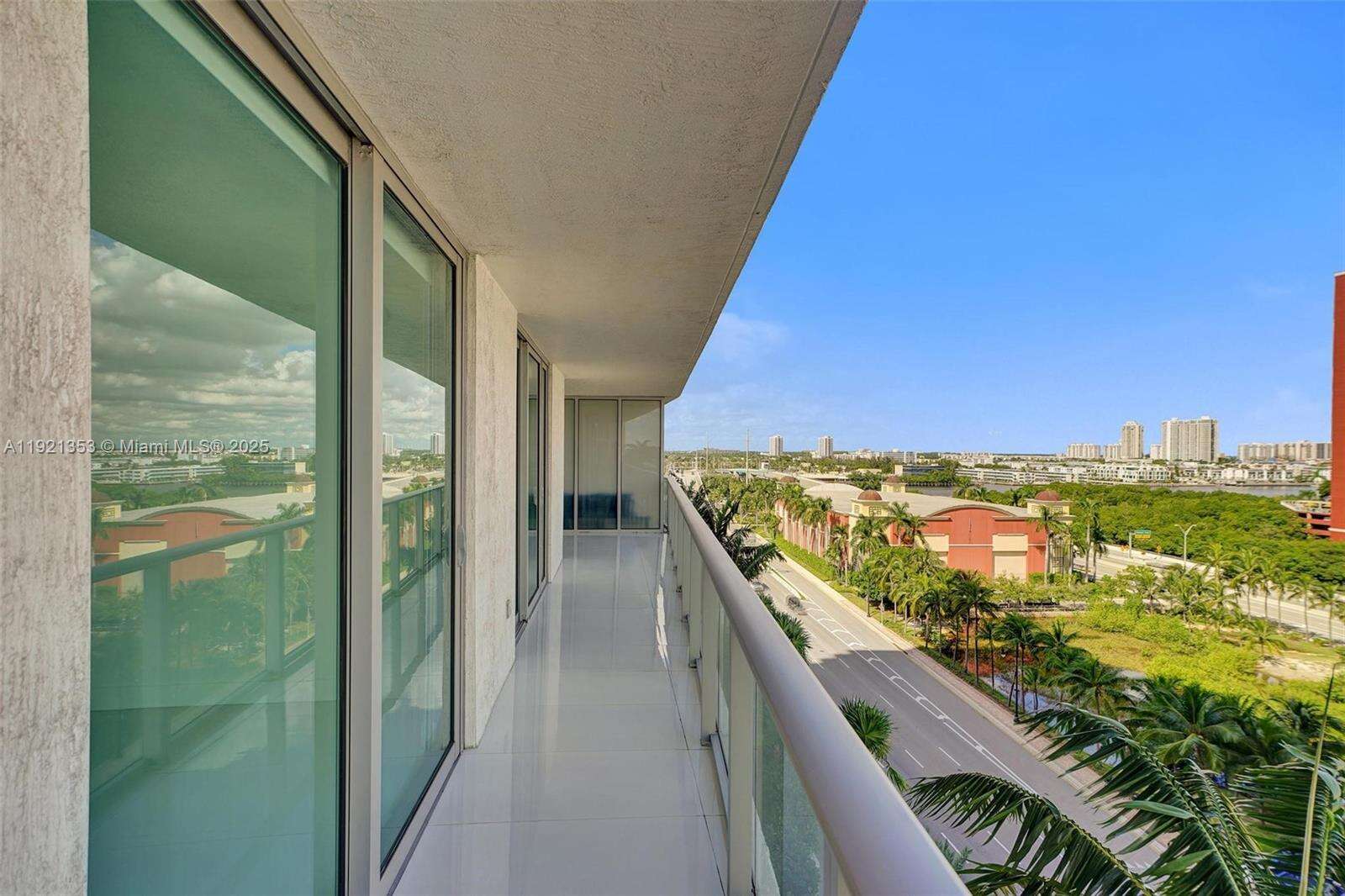 PARQUE TOWERS - 330 Sunny Isles Blvd, Sunny Isles Beach, FL 33160 | Picture 66