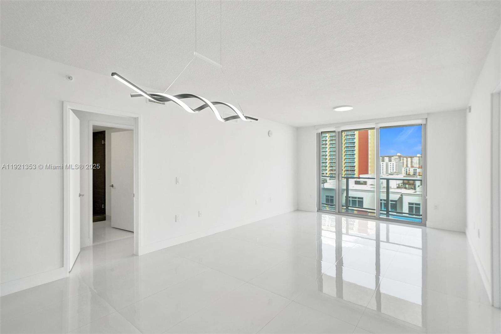 PARQUE TOWERS - 330 Sunny Isles Blvd, Sunny Isles Beach, FL 33160 | Picture 8