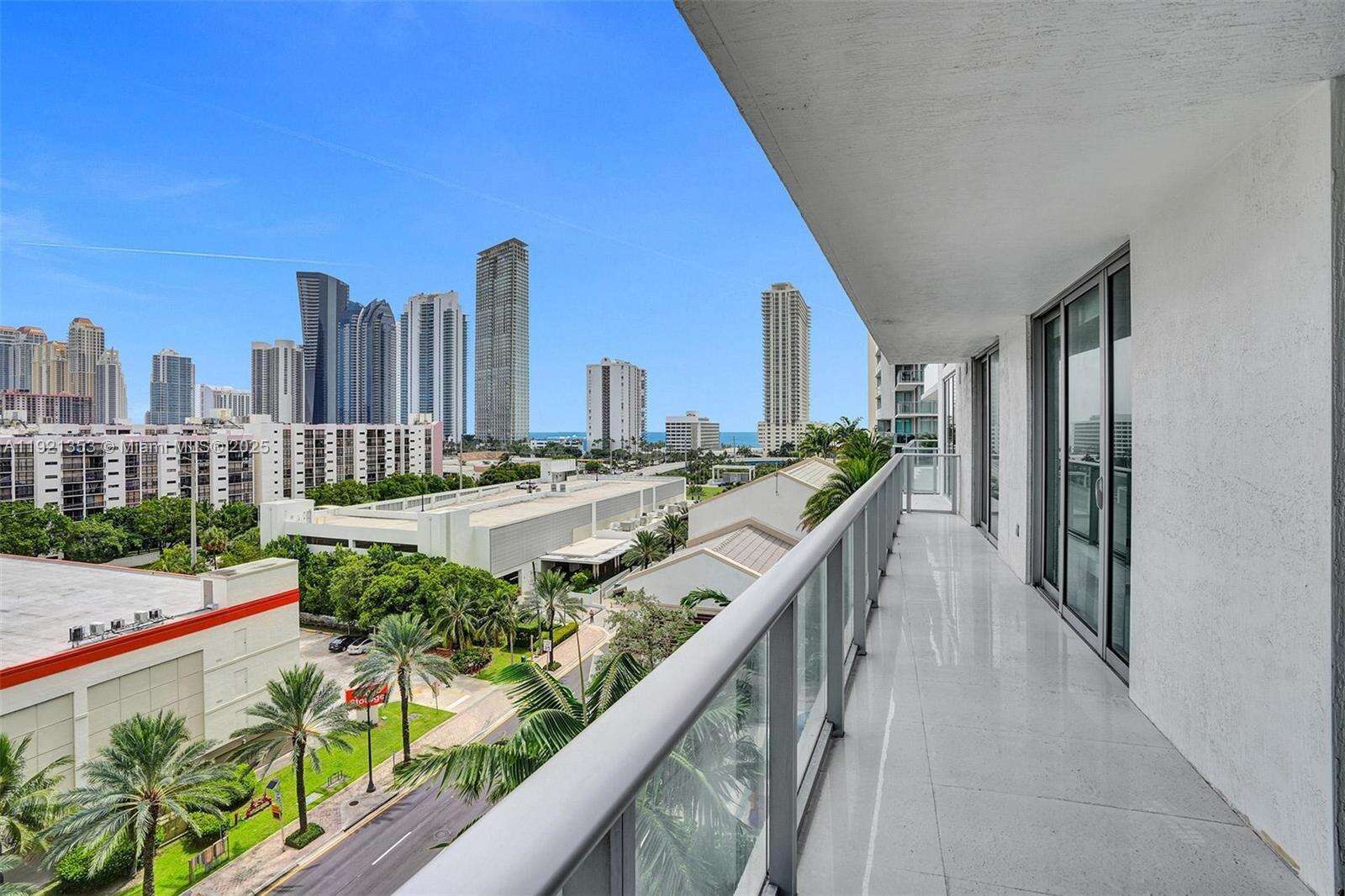 PARQUE TOWERS - 330 Sunny Isles Blvd, Sunny Isles Beach, FL 33160 | Picture 72