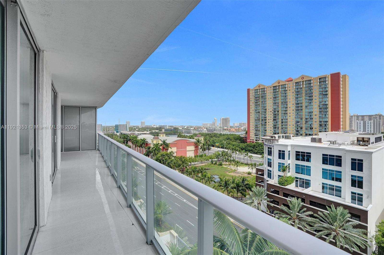 PARQUE TOWERS - 330 Sunny Isles Blvd, Sunny Isles Beach, FL 33160 | Picture 74