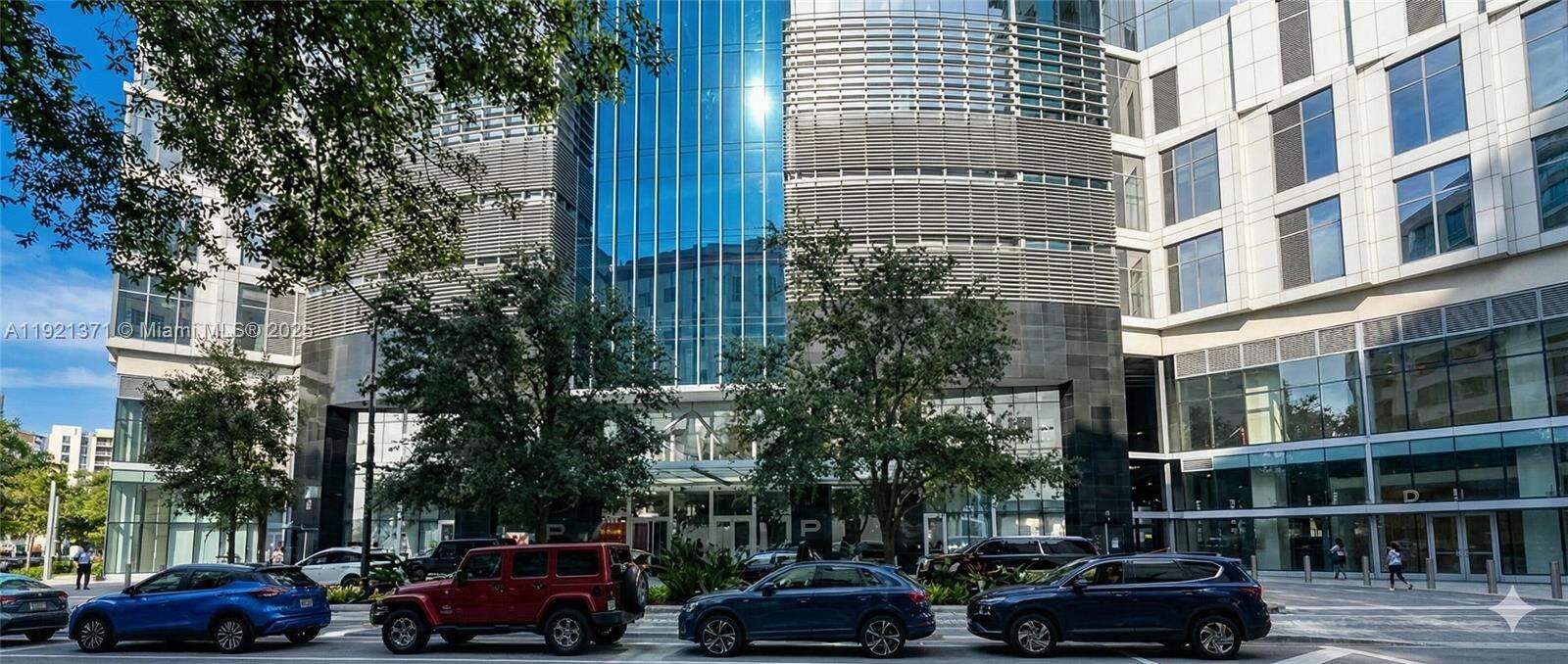 Paramount Miami Worldcenter at 851 1 Ave, Miami, FL 33132 - For Sale photo 1