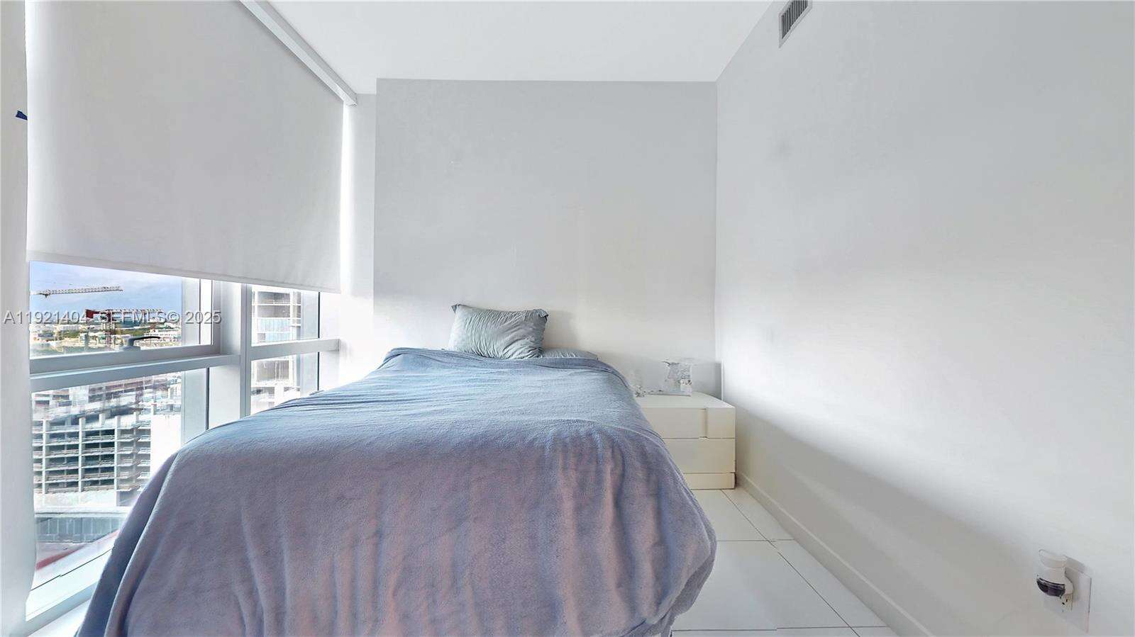 Paramount Miami Worldcenter at 851 1 Ave, Miami, FL 33132 - For Sale photo 20