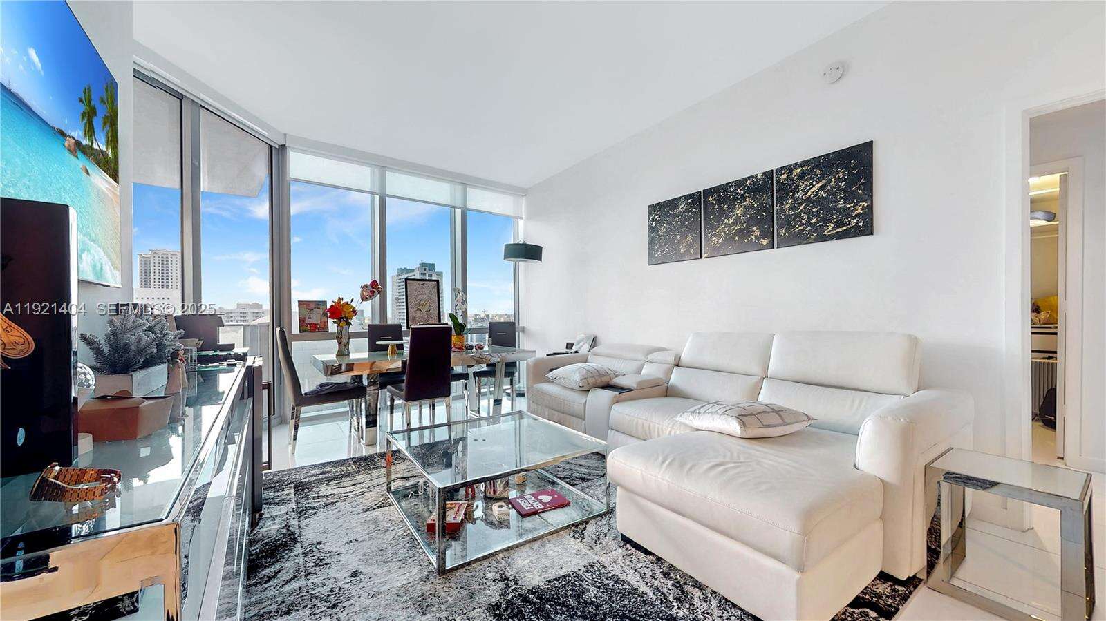 Paramount Miami Worldcenter at 851 1 Ave, Miami, FL 33132 - For Sale photo 9