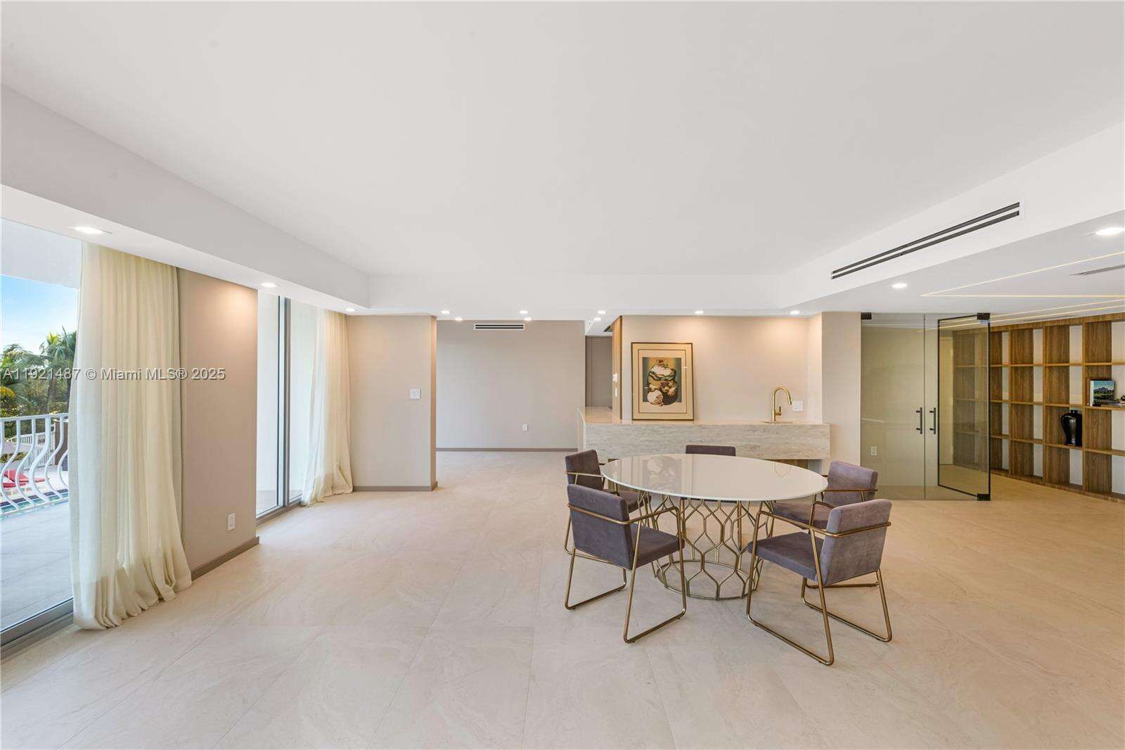 BAL HARBOUR 101 - 10155 Collins Ave, Bal Harbour, FL 33154 | Picture 14