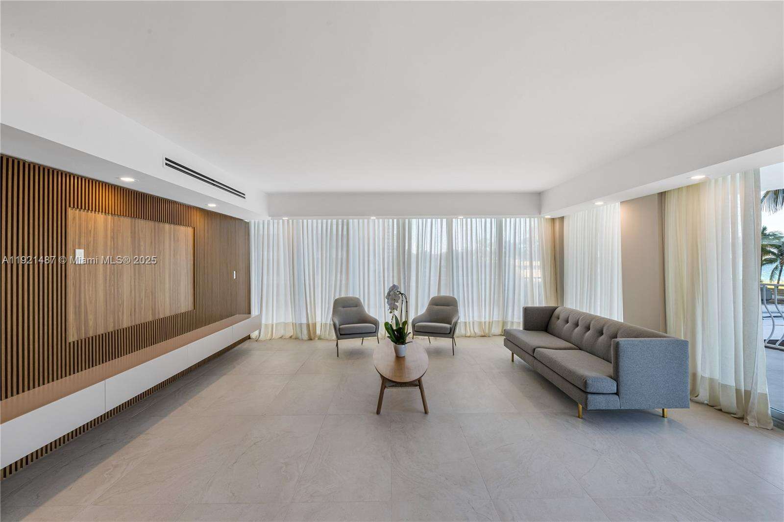 BAL HARBOUR 101 - 10155 Collins Ave, Bal Harbour, FL 33154 | Picture 15