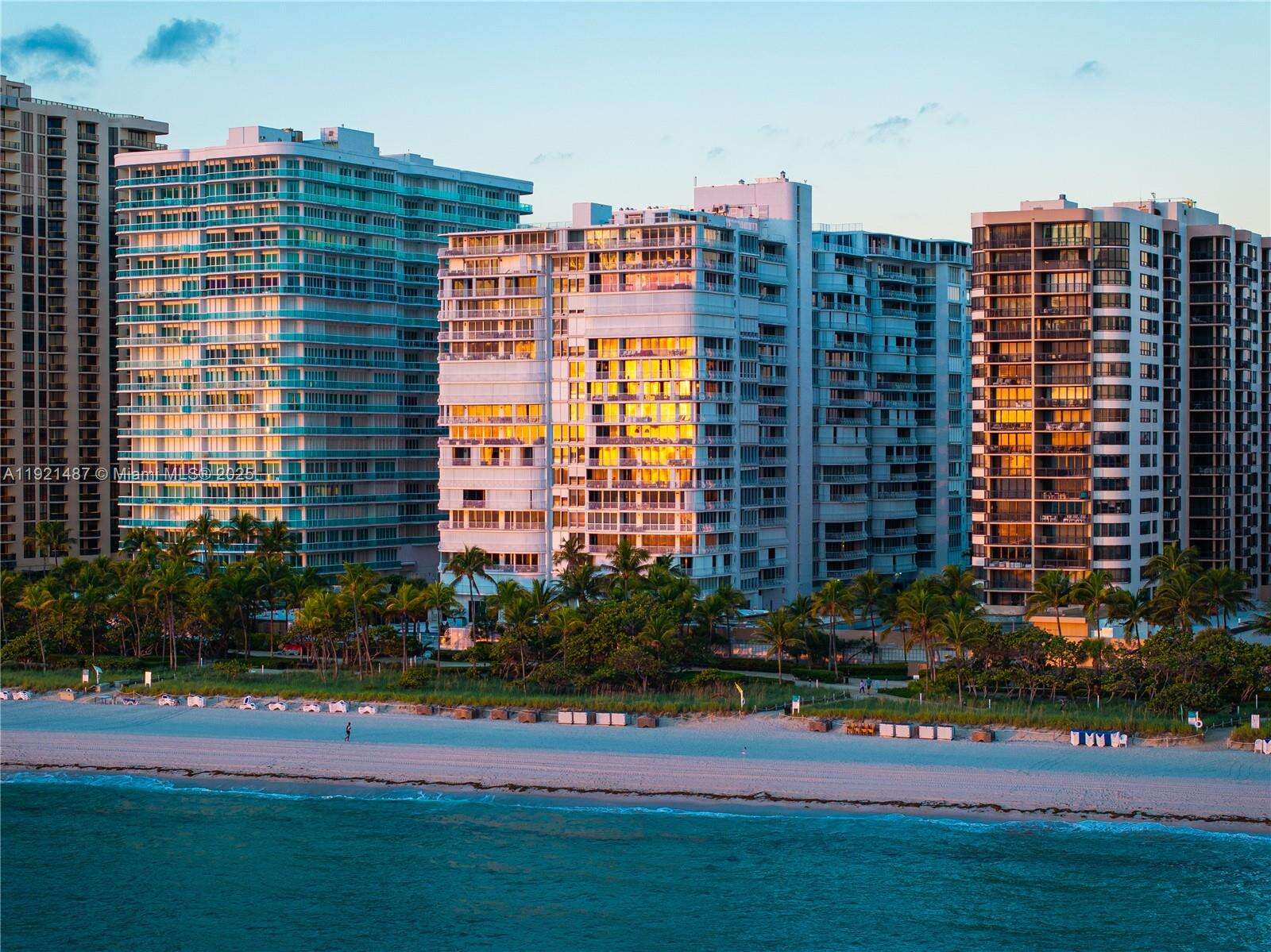 BAL HARBOUR 101 - 10155 Collins Ave, Bal Harbour, FL 33154 | Picture 4