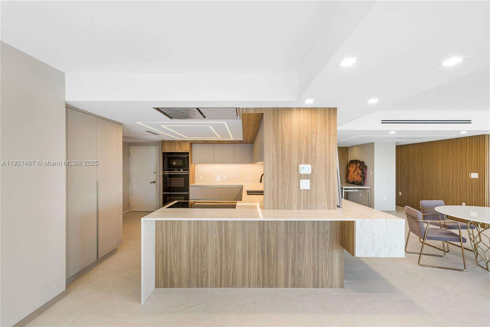 BAL HARBOUR 101 - 10155 Collins Ave, Bal Harbour, FL 33154 | Picture 33