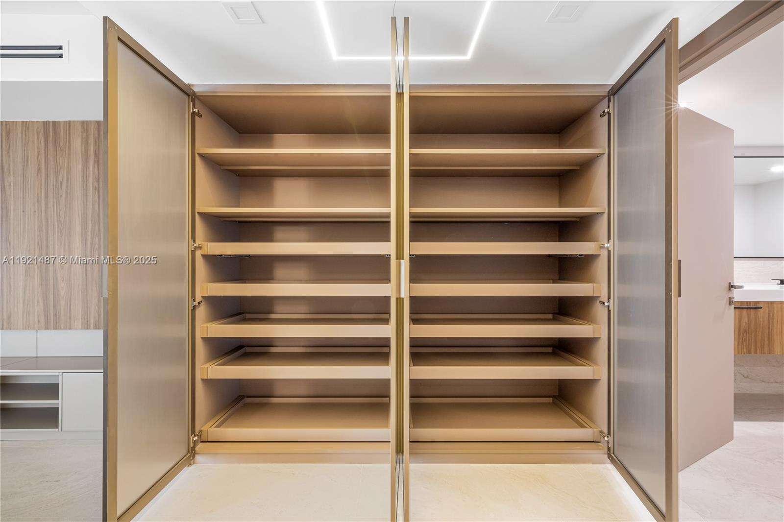 BAL HARBOUR 101 - 10155 Collins Ave, Bal Harbour, FL 33154 | Picture 37
