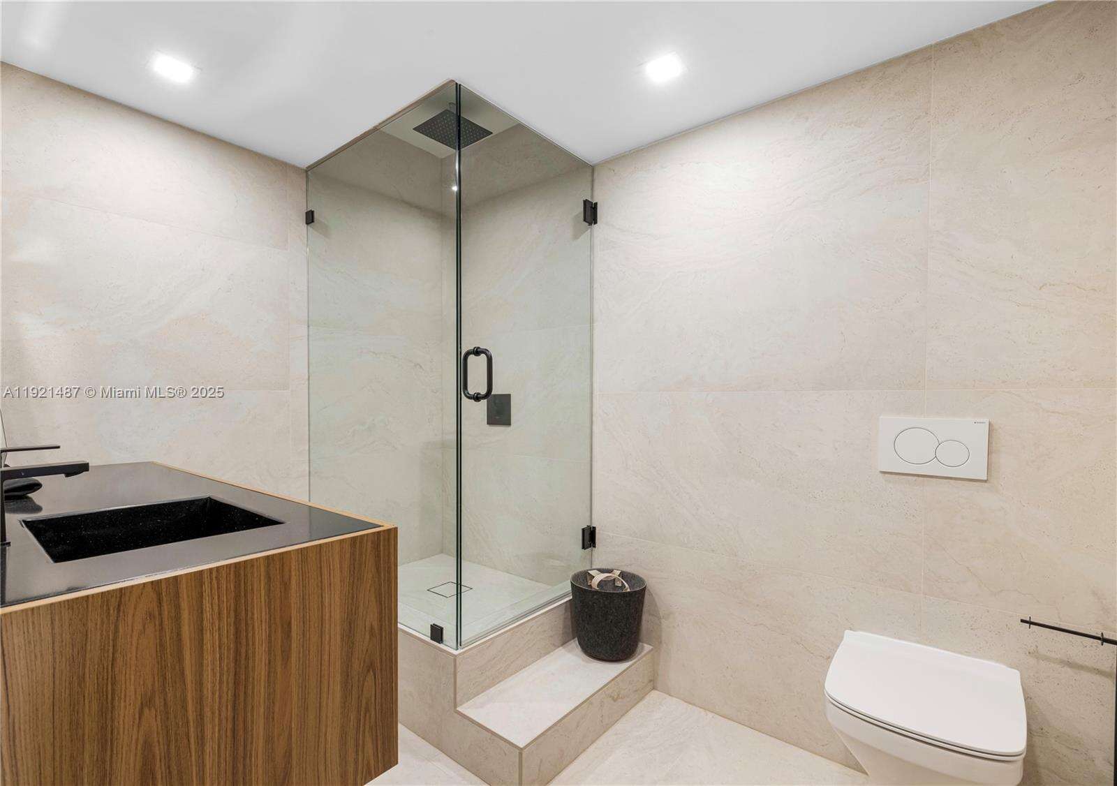 BAL HARBOUR 101 - 10155 Collins Ave, Bal Harbour, FL 33154 | Picture 46