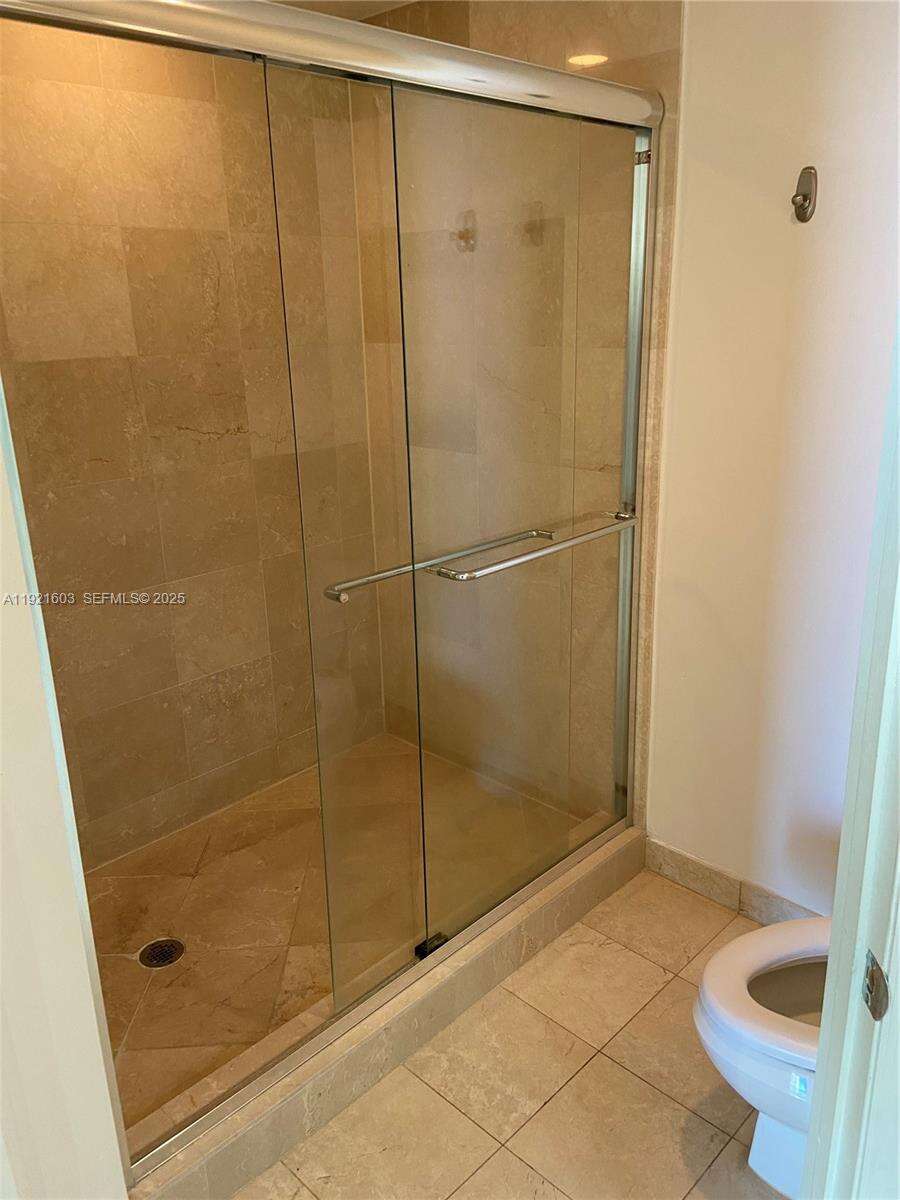 Hidden Bay at 3370 Hidden Bay Dr, Aventura, FL 33180 - For Sale photo 11