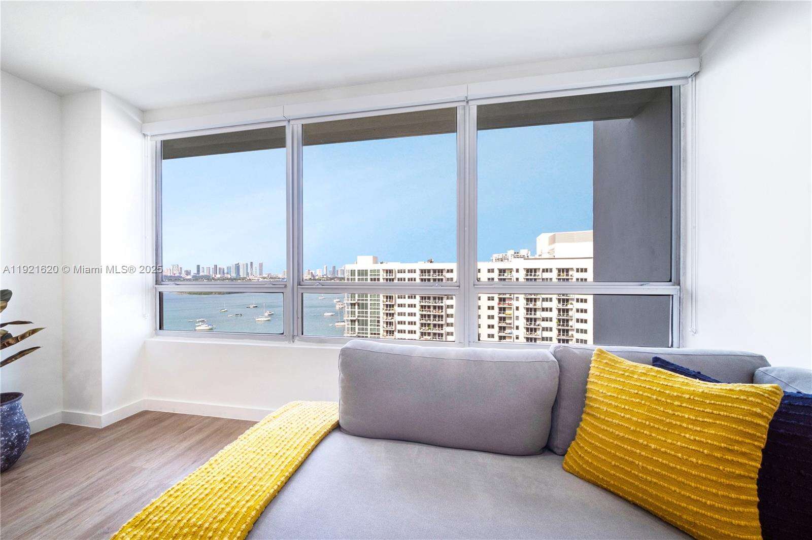 Flamingo South Beach at 1500 Bay Rd, Miami Beach, FL 33139 - For Sale photo 14