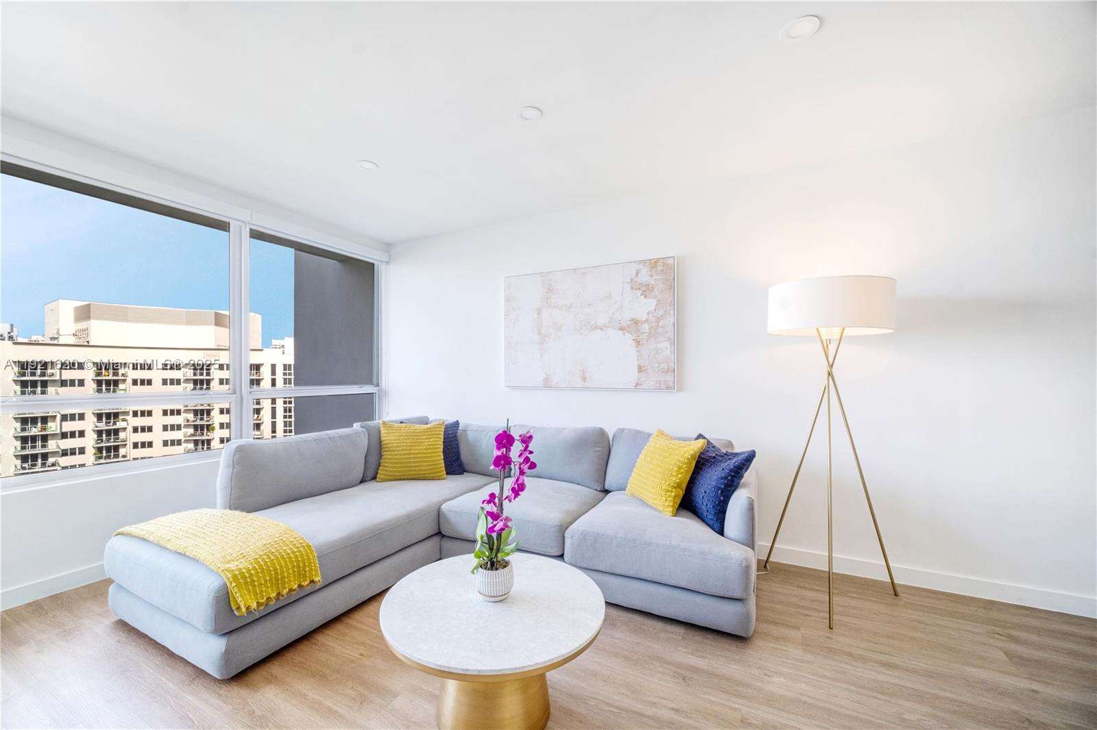 Flamingo South Beach at 1500 Bay Rd, Miami Beach, FL 33139 - For Sale photo 17