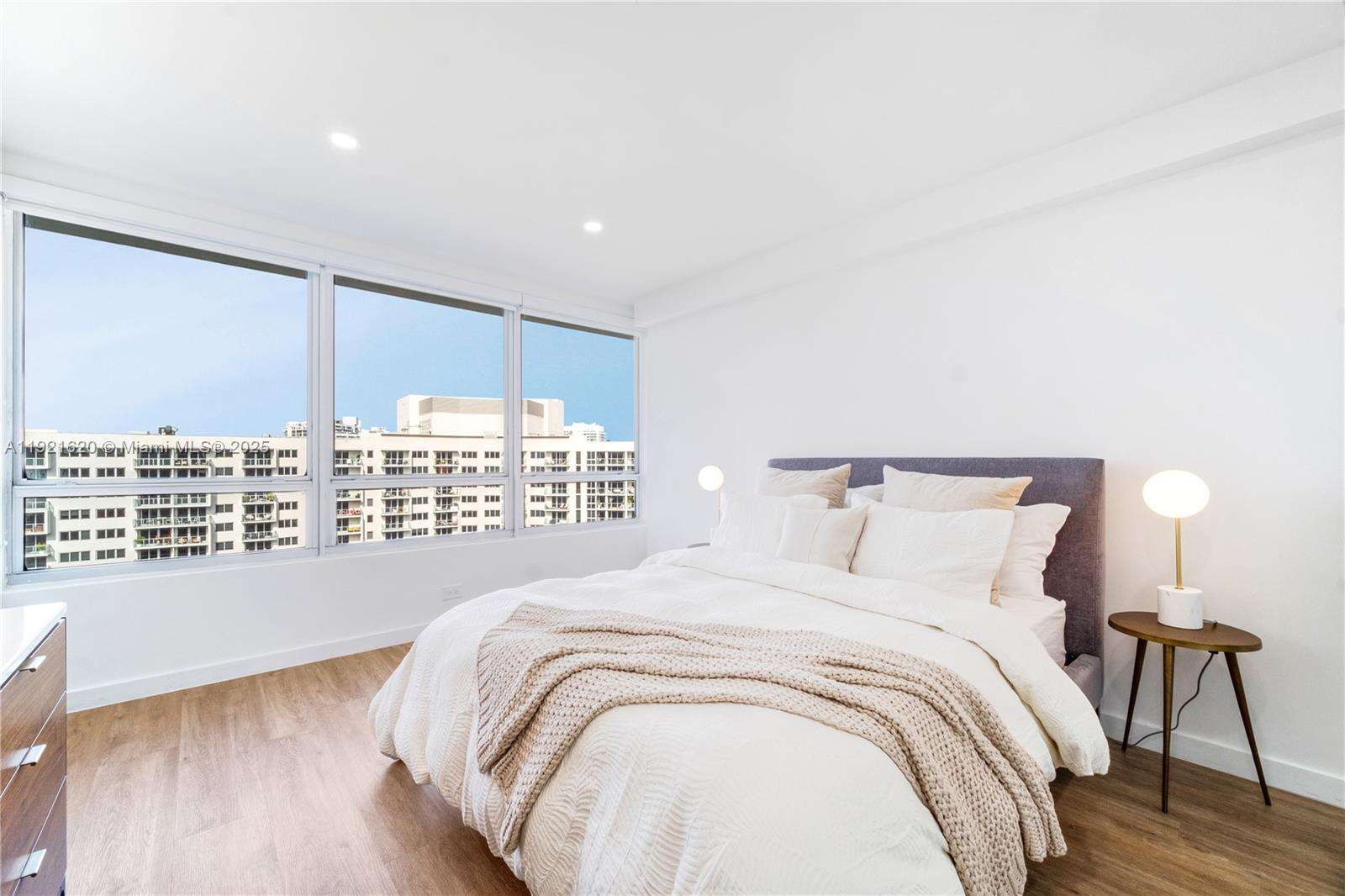 Flamingo South Beach at 1500 Bay Rd, Miami Beach, FL 33139 - For Sale photo 22
