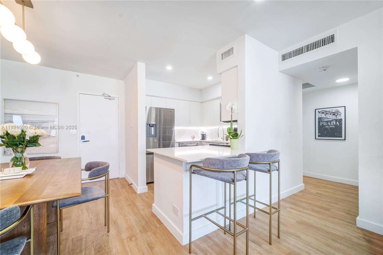 Flamingo South Beach at 1500 Bay Rd, Miami Beach, FL 33139 - For Sale photo 7