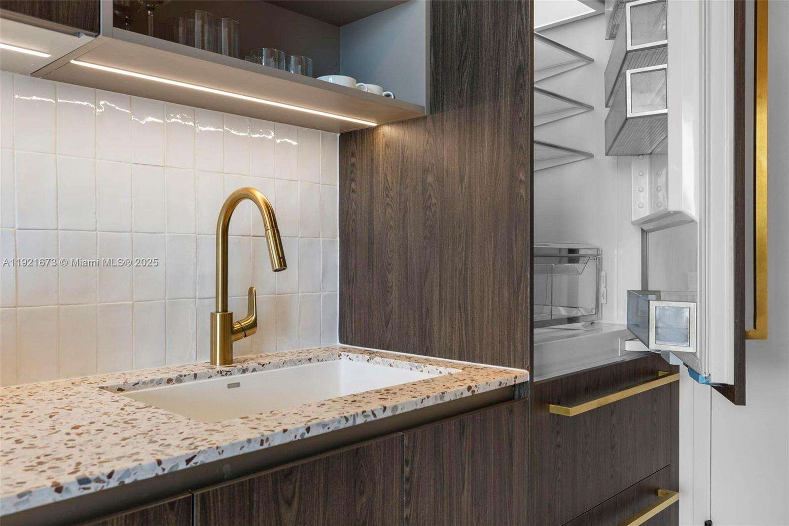 Natiivo | Gale Miami at 159 6 St, Miami, FL 33132 - For Sale photo 12