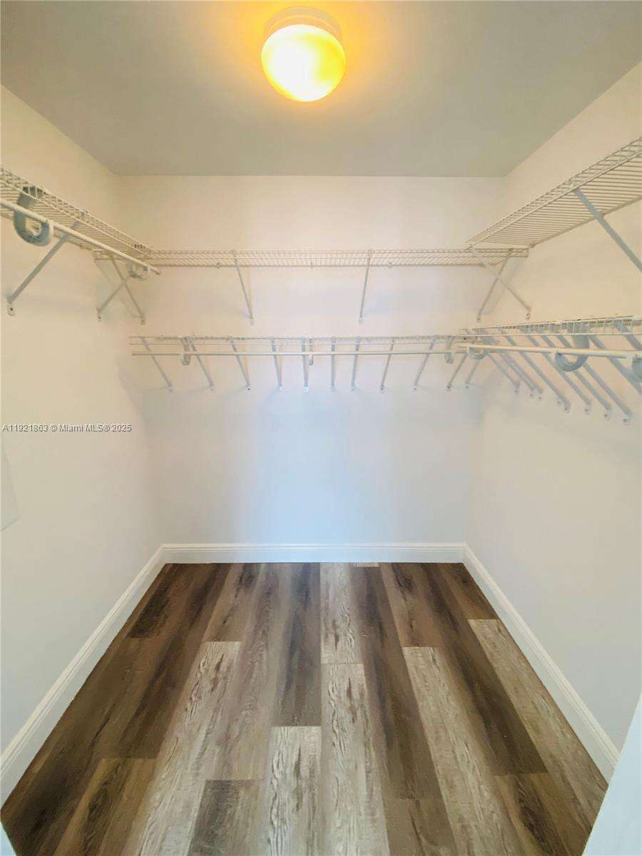 Icon Brickell 1 at 475 Brickell Ave, Miami, FL 33131 - For Sale photo 15