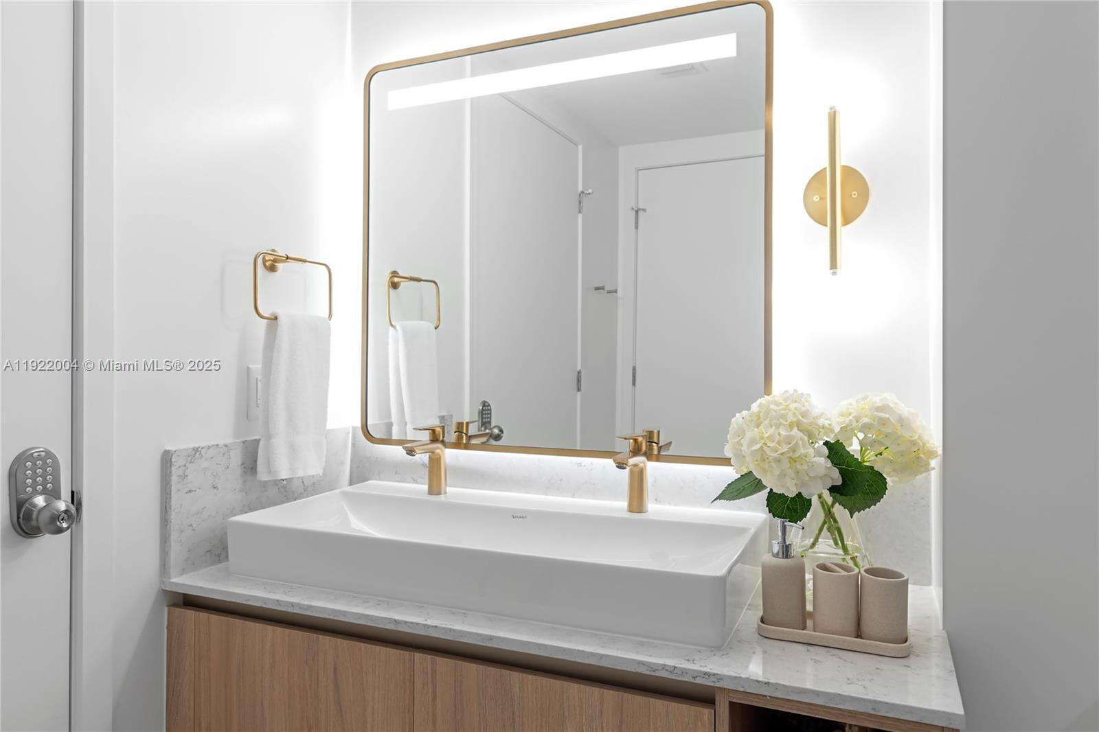 Natiivo | Gale Miami at 159 6 St, Miami, FL 33132 - For Sale photo 17
