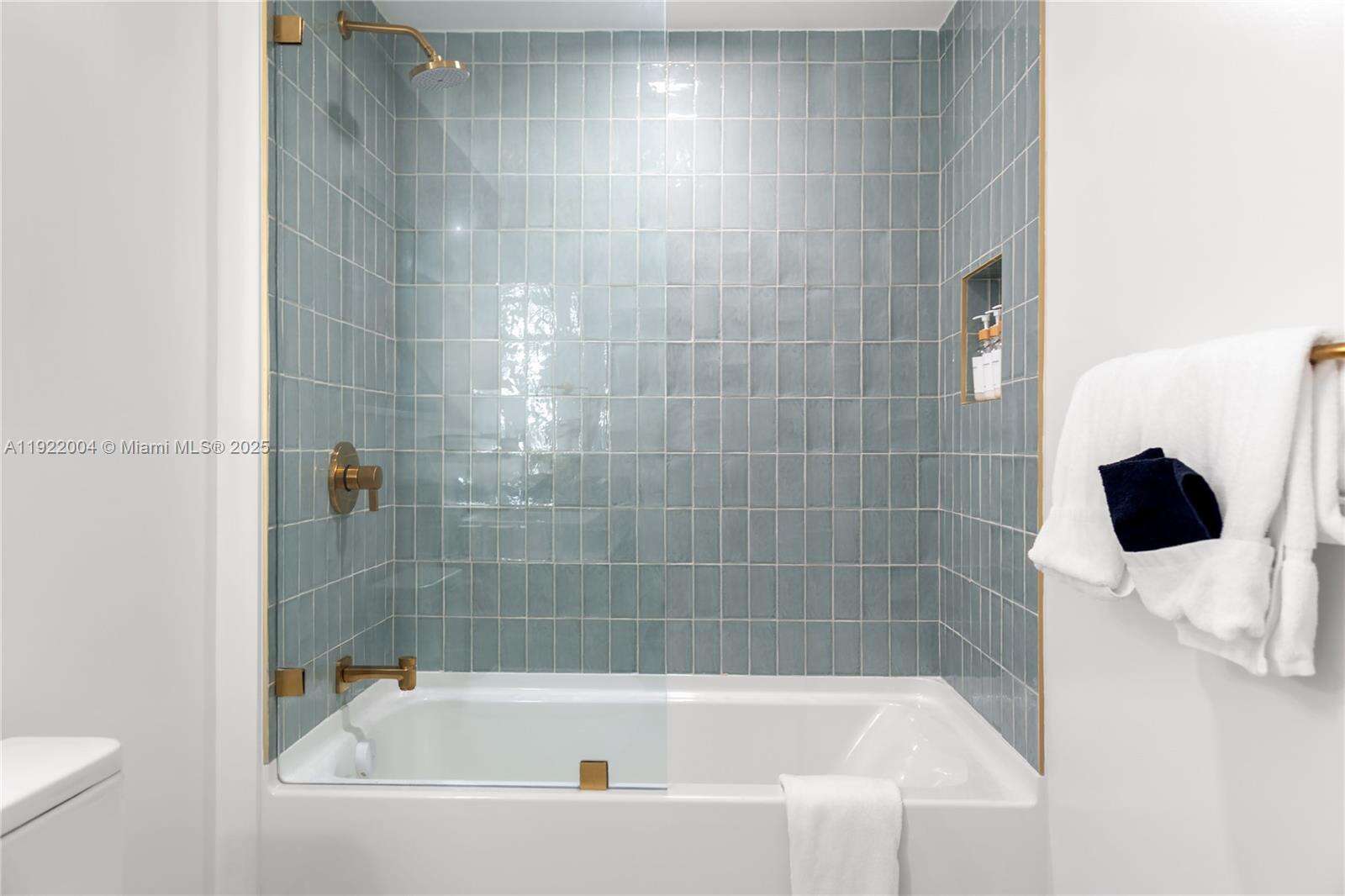 Natiivo | Gale Miami at 159 6 St, Miami, FL 33132 - For Sale photo 25