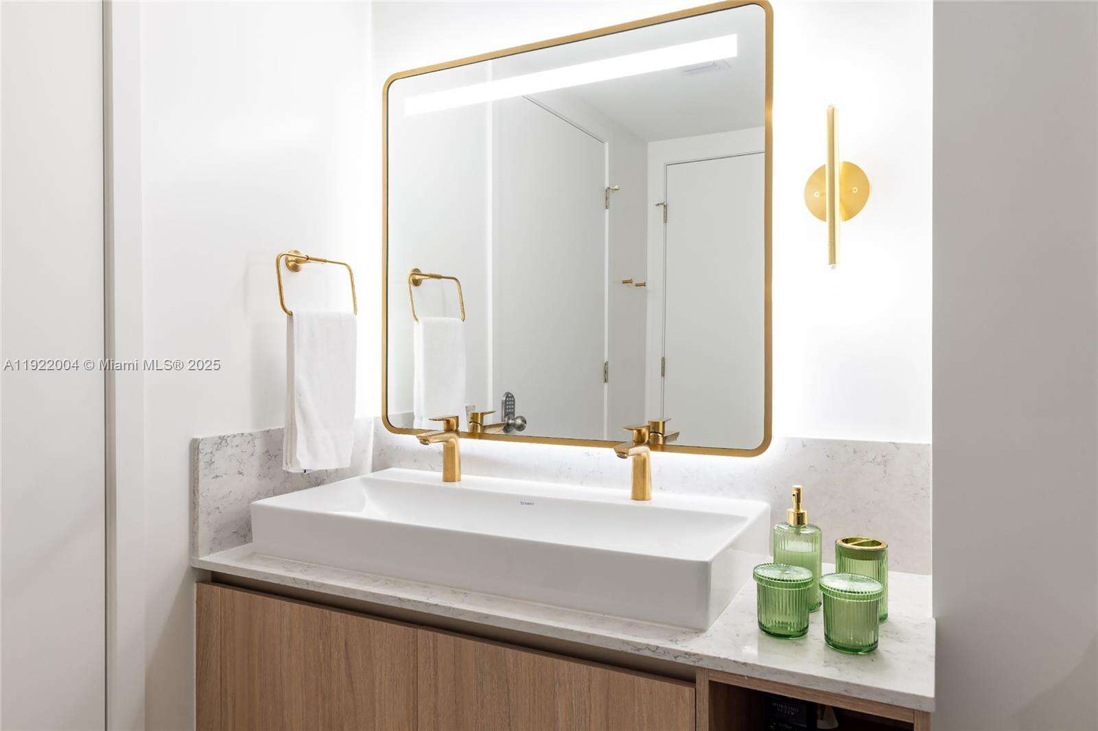 Natiivo | Gale Miami at 159 6 St, Miami, FL 33132 - For Sale photo 37