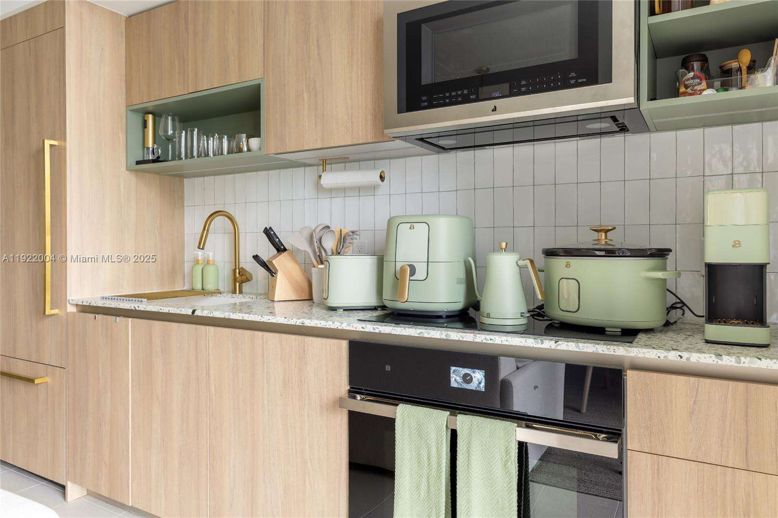 Natiivo | Gale Miami at 159 6 St, Miami, FL 33132 - For Sale photo 8