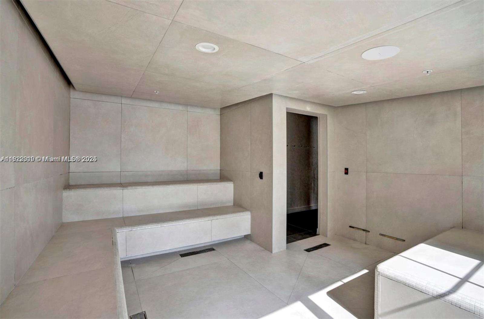 Natiivo | Gale Miami at 159 6 St, Miami, FL 33132 - For Sale photo 17
