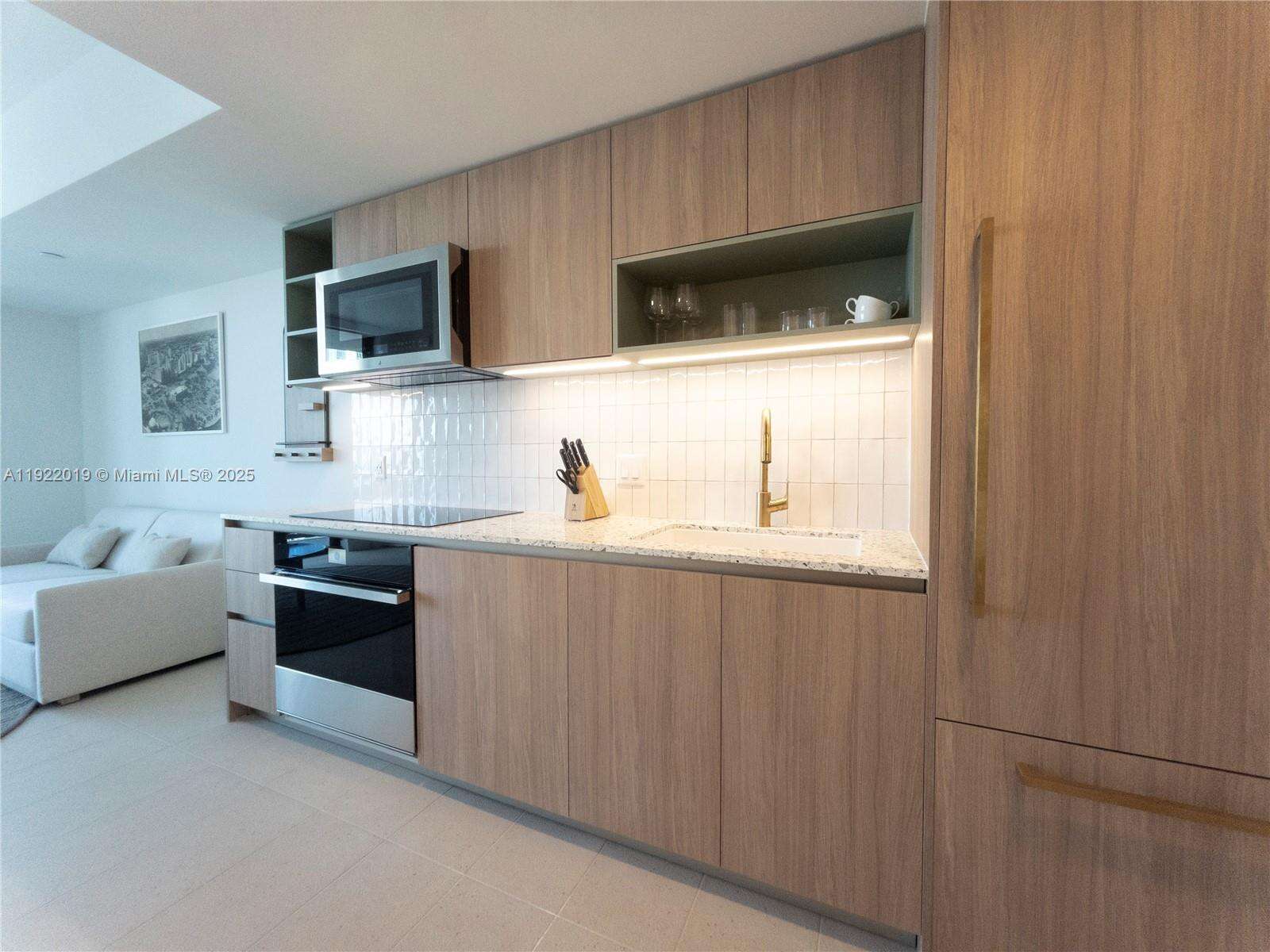 Natiivo | Gale Miami at 159 6 St, Miami, FL 33132 - For Sale photo 5