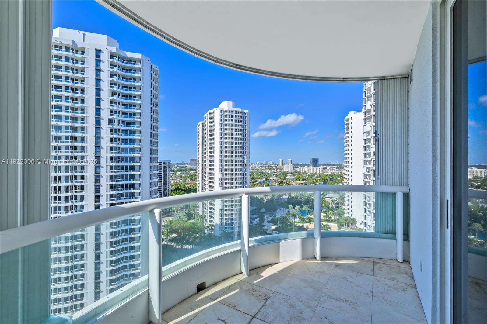 ATLANTIC III AT THE POINT - 21050 Point Pl, Aventura, FL 33180 | Picture 37