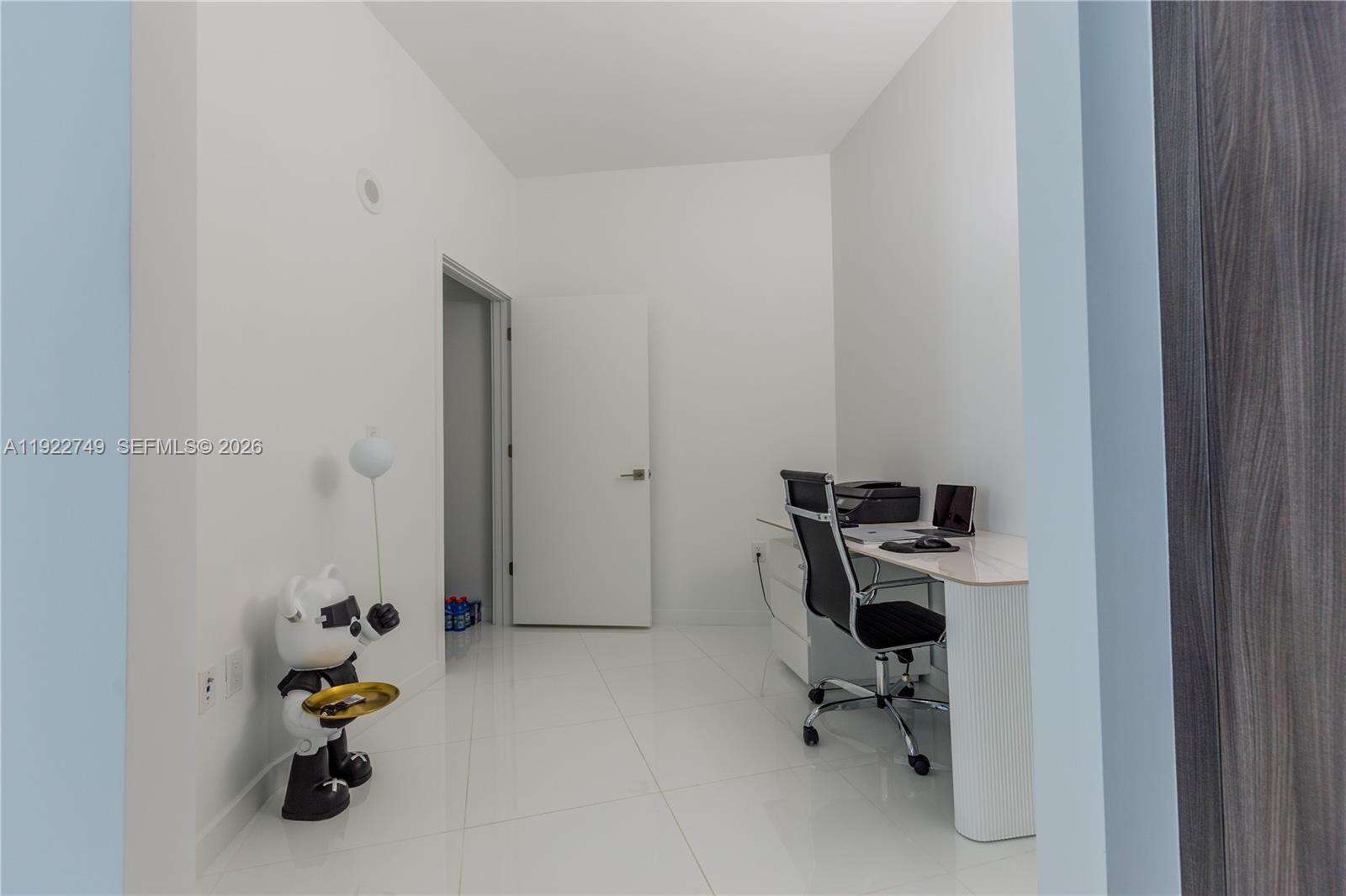 PARAMOUNT MIAMI WORLDCENTER - 851 1 Ave, Miami, FL 33132 | Picture 11